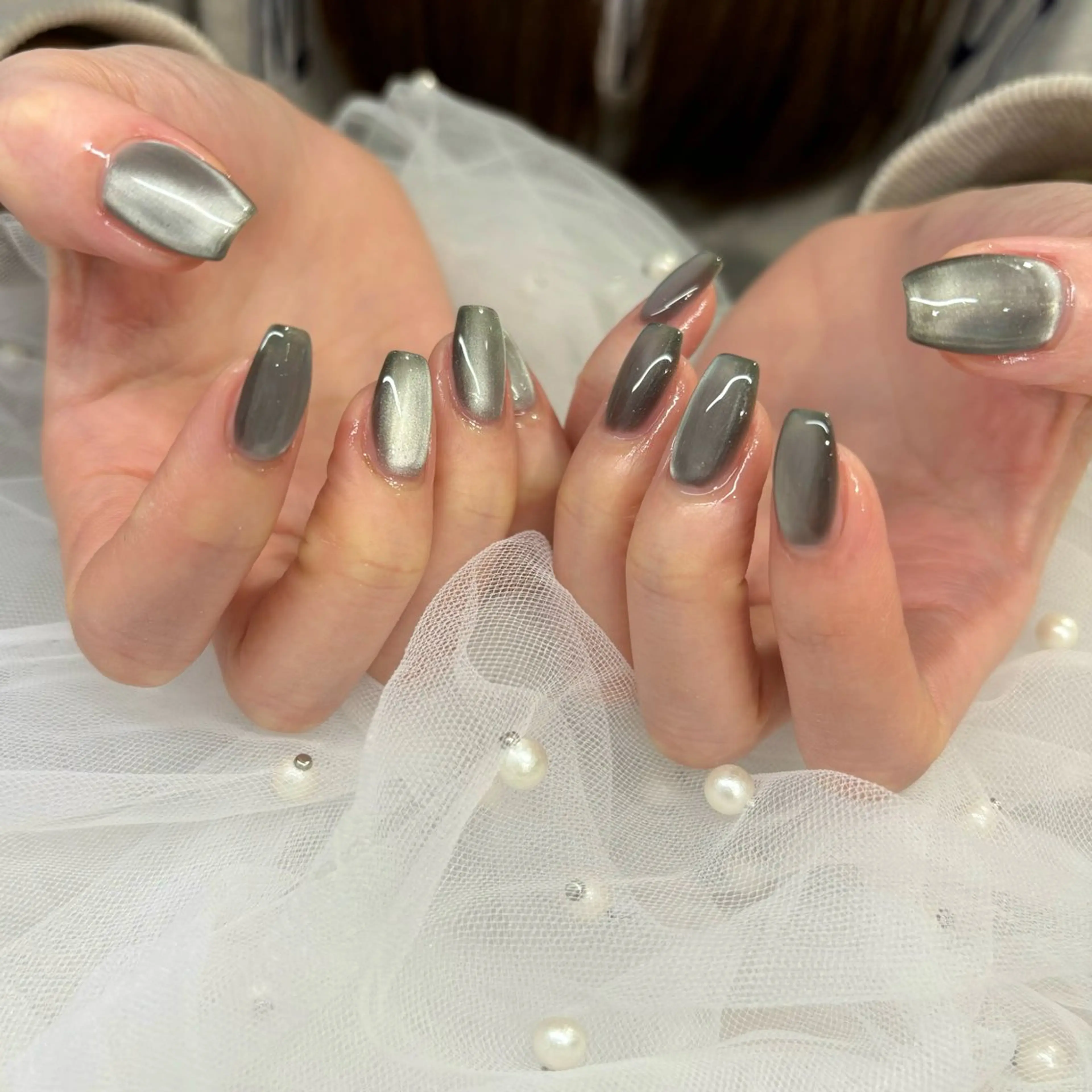 ネイル シルバー ハンドネイル 荒巻 めいのネイルデザイン