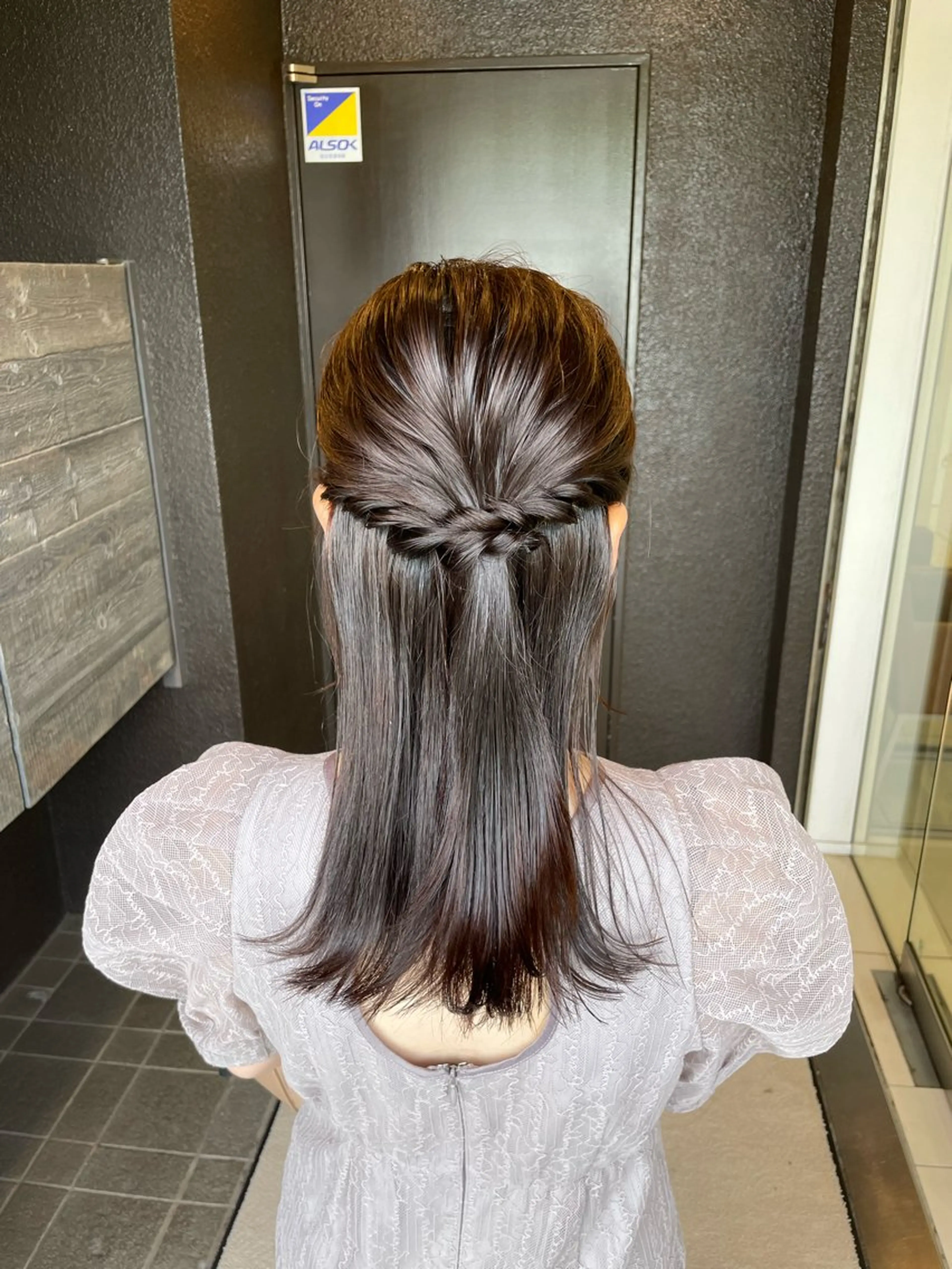 ミディアム ヘアアレンジ ハーフアップ ヘアセット 鎌倉/アレンジ/暗髪 /髪質改善/ ユキミのヘアスタイル