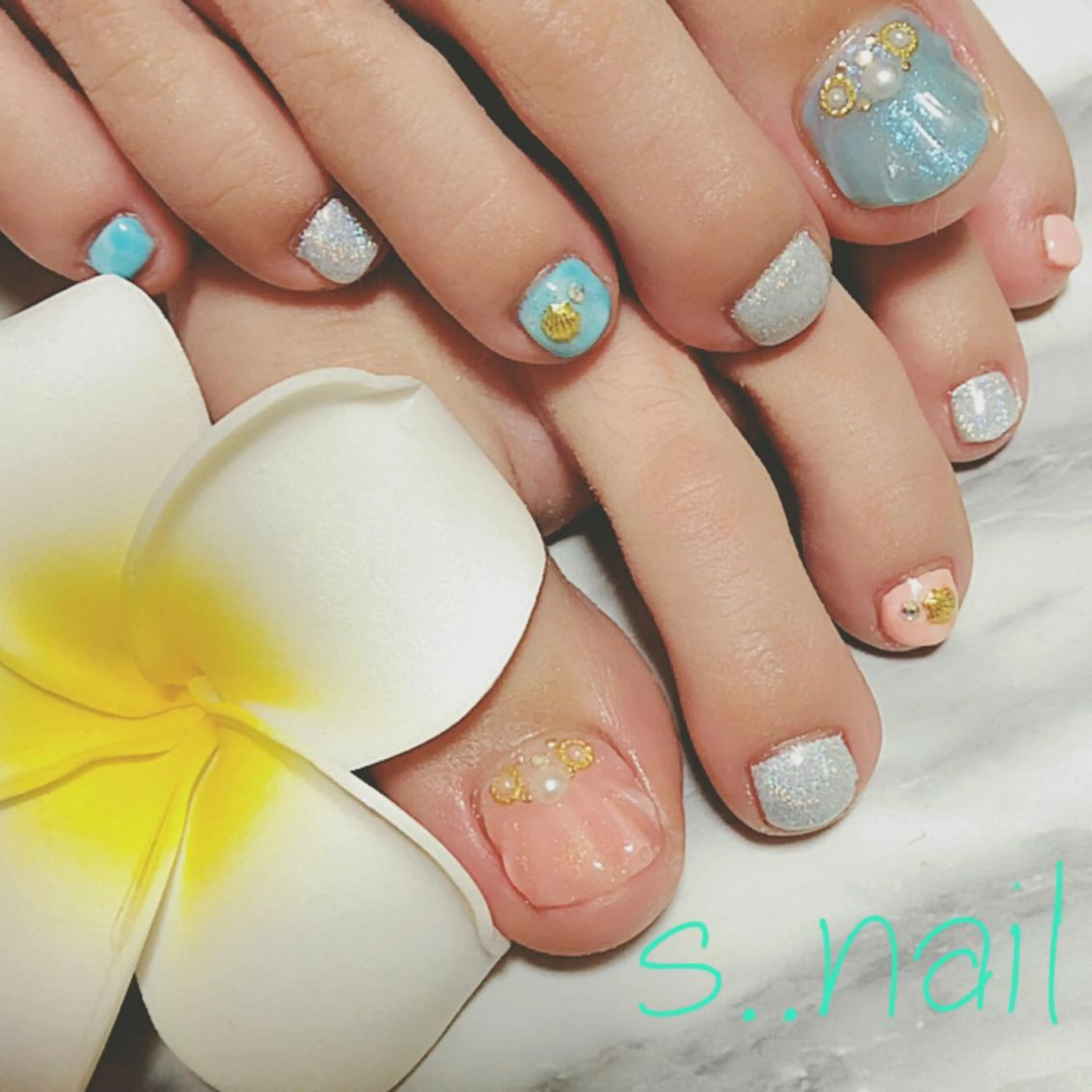 ネイル フットネイル ハンドネイル フットネイル s..nail / MORITAのネイルデザイン