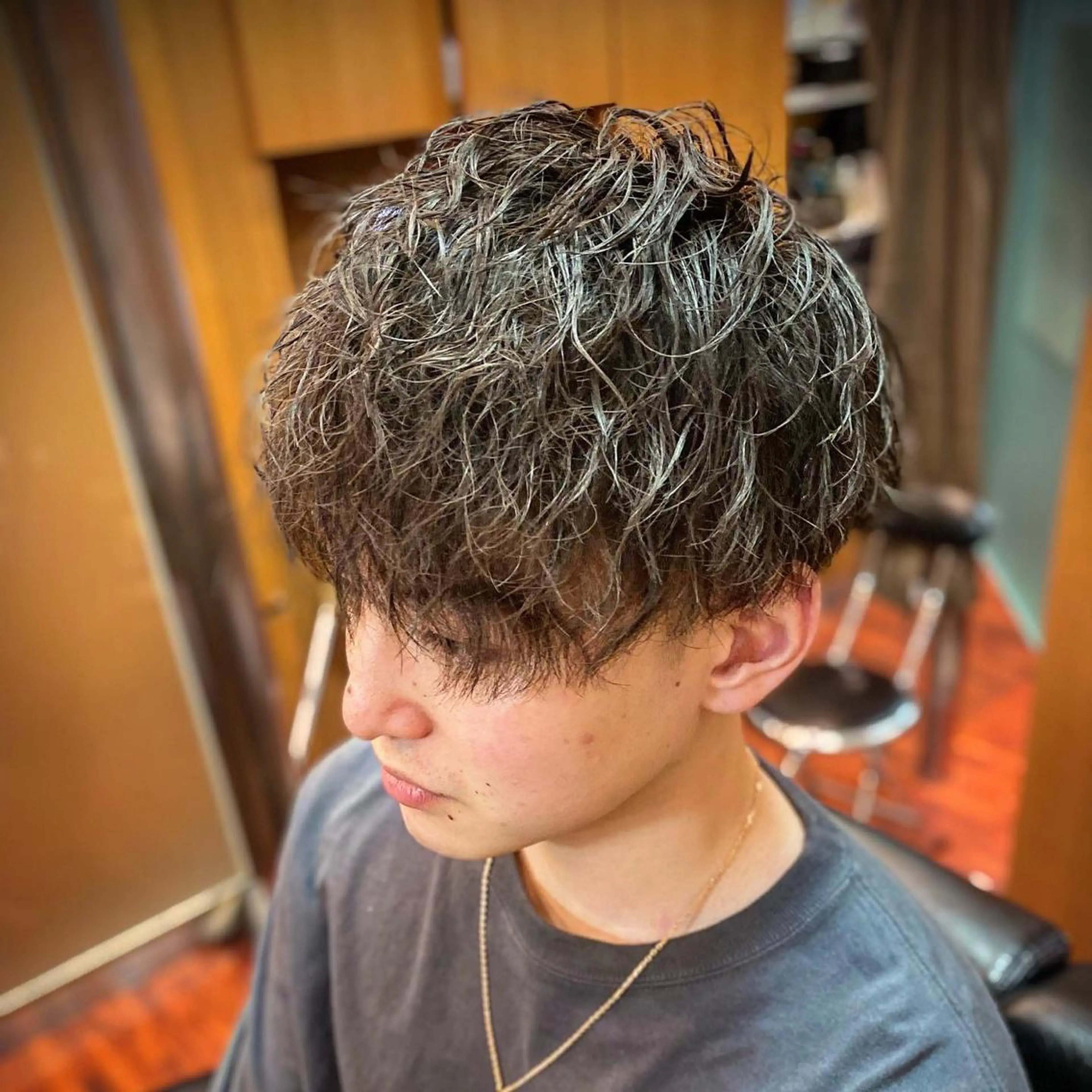 ショート パーマ メンズ 山田 哲平のヘアスタイル