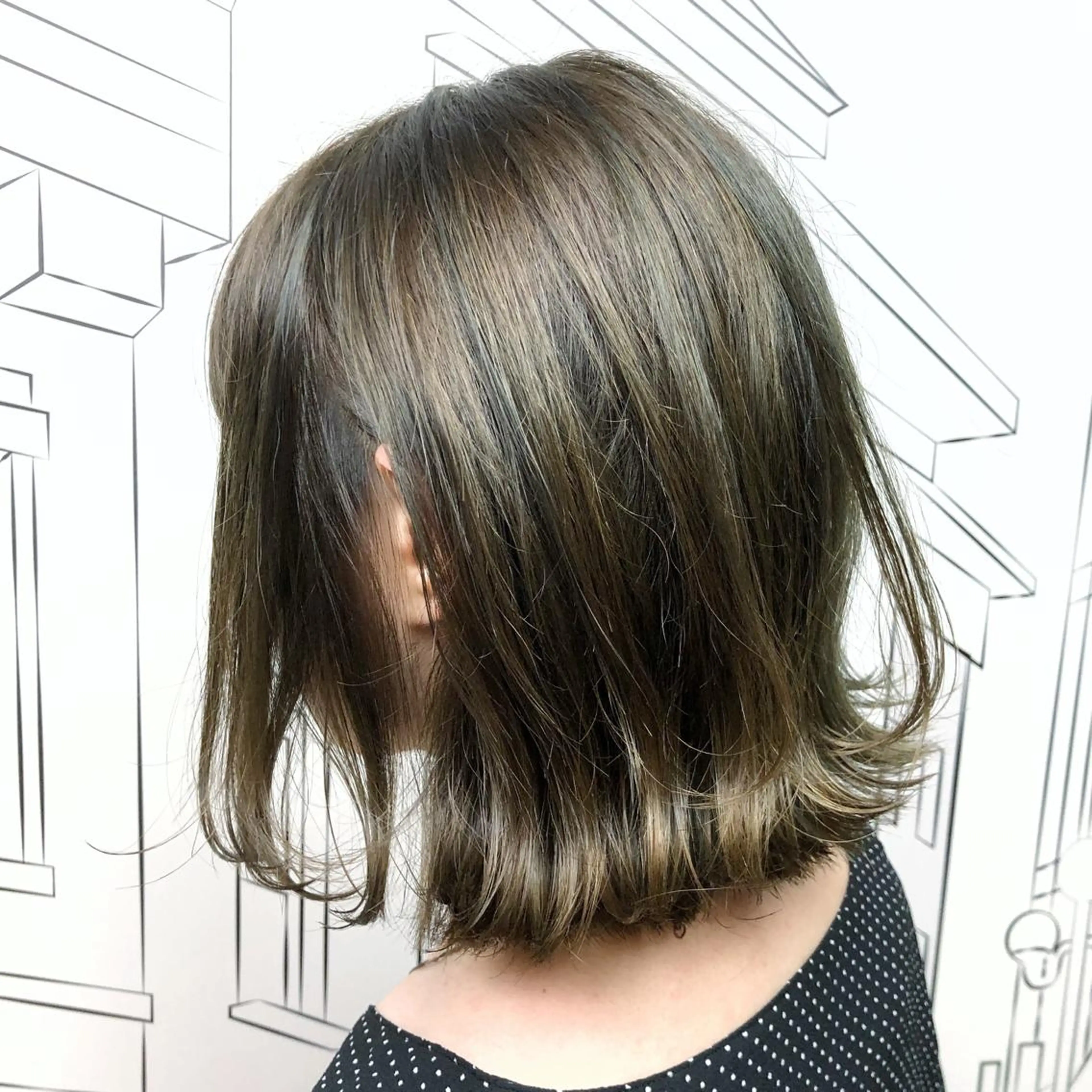 ミディアム カラー グレージュ レイヤー⭐️カラー ⭐️平川雅史のヘアスタイル