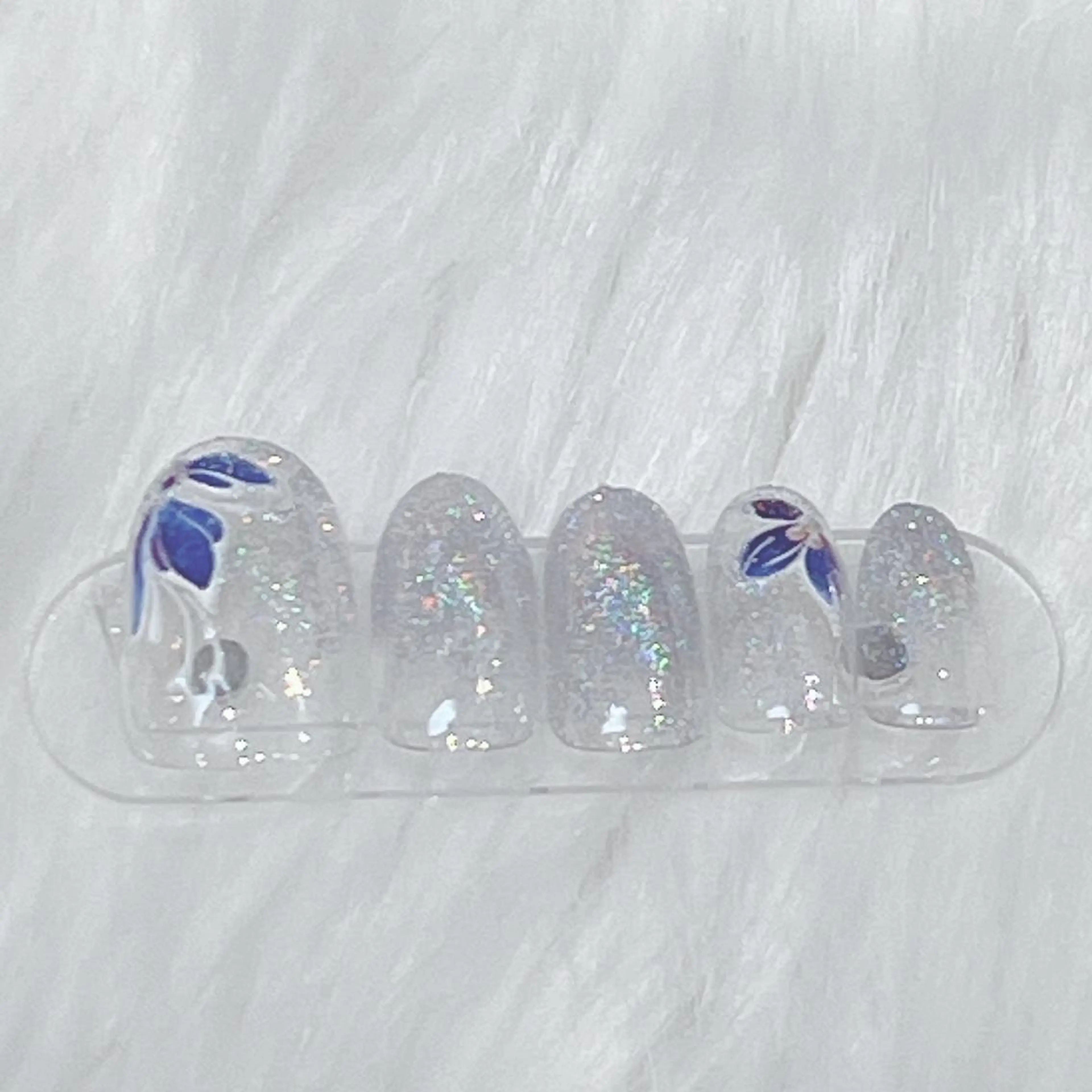 ネイル tiarynail K Kのネイルデザイン