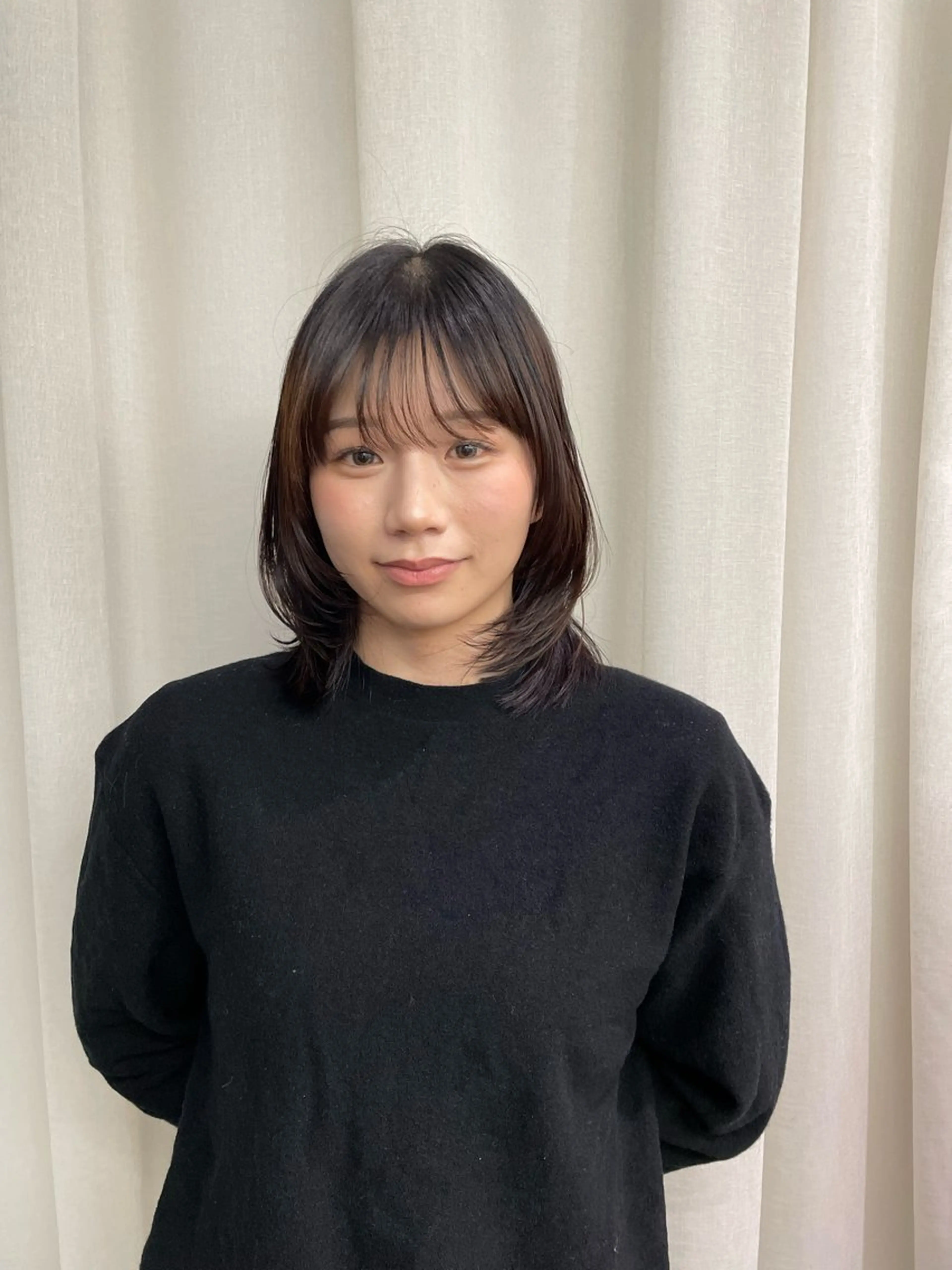 ミディアム カラー ミディアムレイヤー レイヤーカット カット ヘアカラー トリートメント レイヤーカット🎀 kanaのヘアスタイル