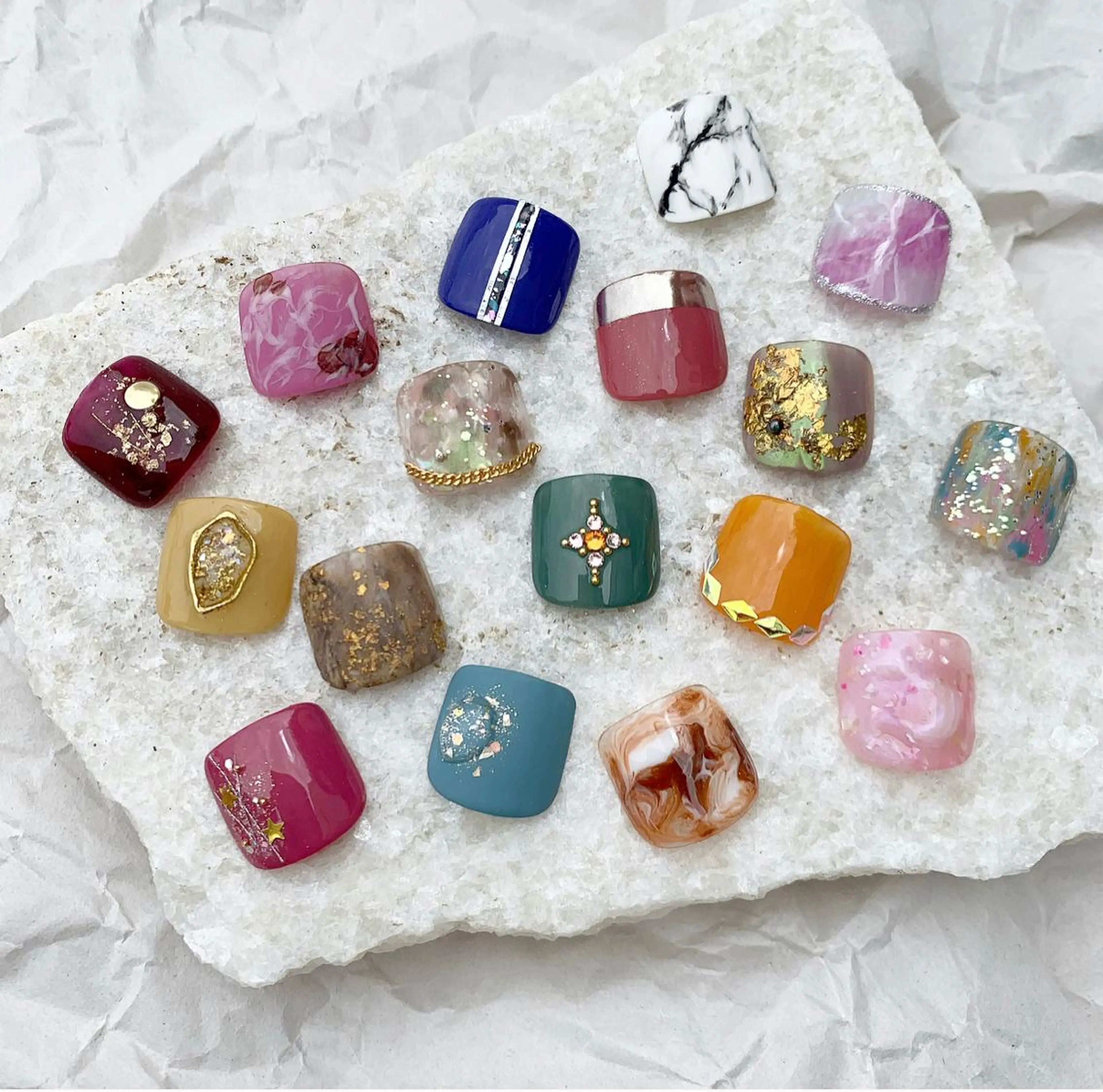 ネイル フットネイル フットネイル 佐藤 穂乃香のネイルデザイン