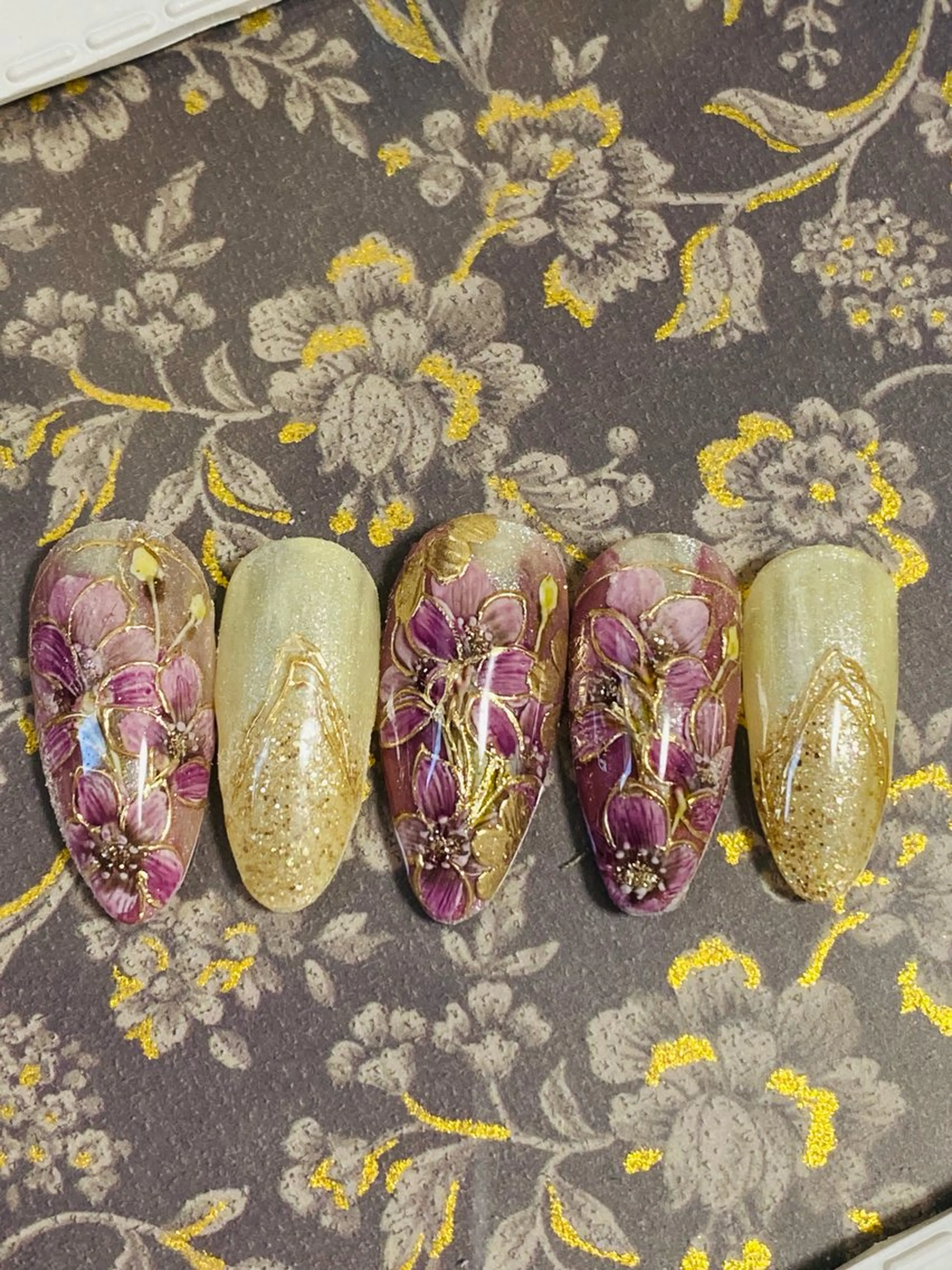 ネイル フラワーネイル 自宅ネイルサロン ♦️nuance♦️のネイルデザイン