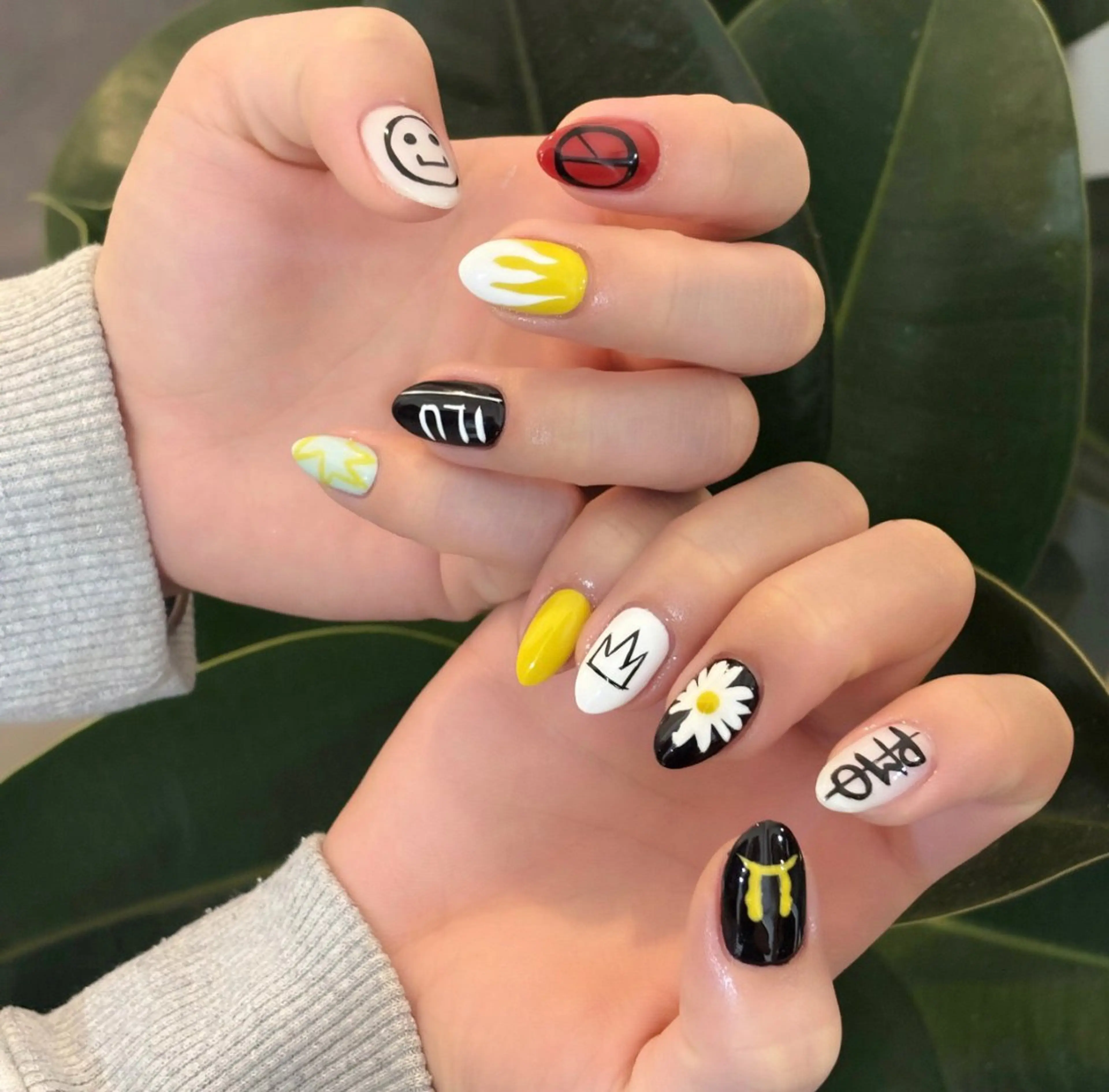 ネイル 長さ出し フレンチネイル 韓国ネイル レース マグネットネイル ハンドネイル 高橋 ユキのネイルデザイン