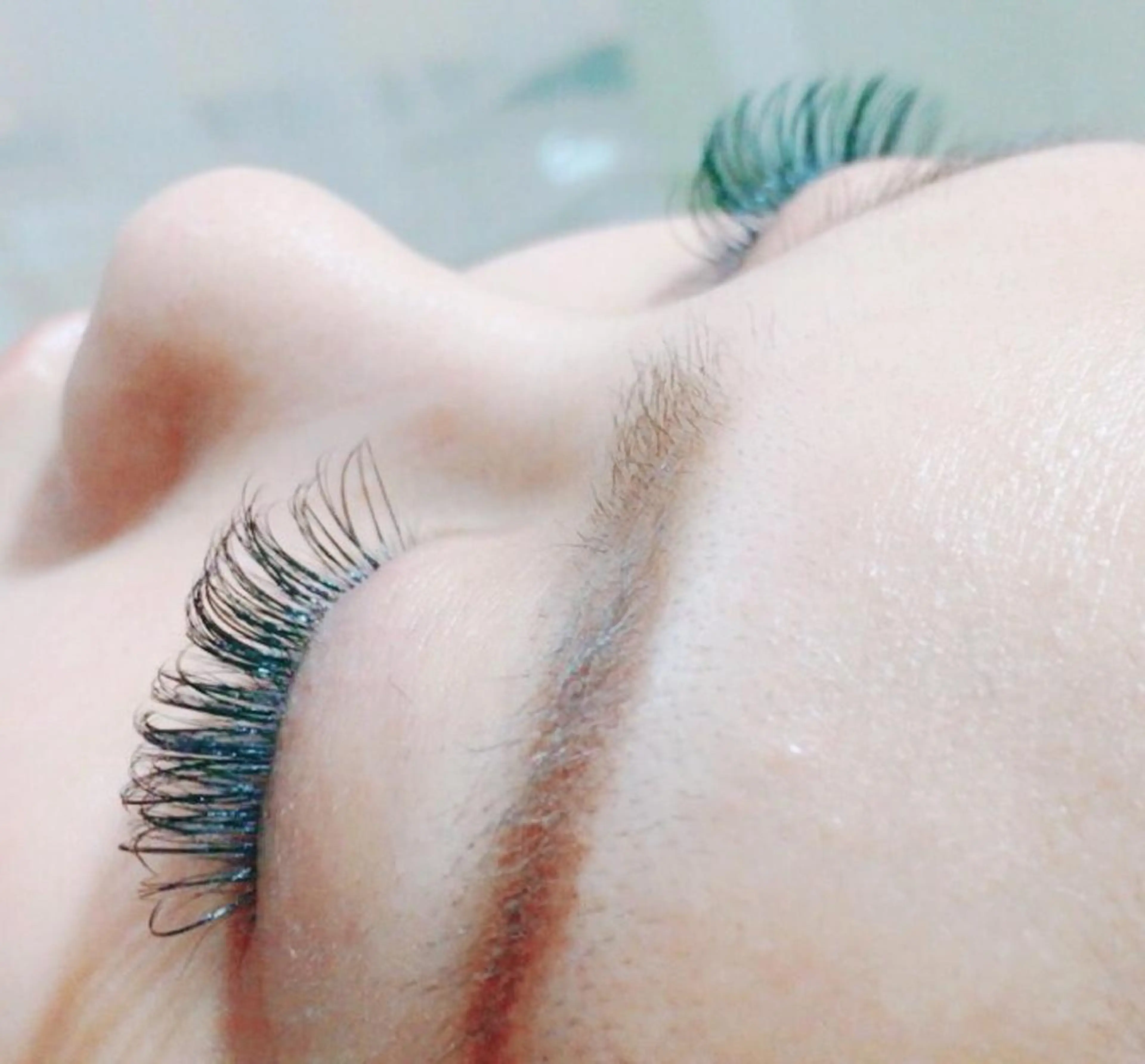 マツエク・マツパ ボリュームラッシュ CHERILU昭島店 スタイリストの眉毛・アイブロウイメージ