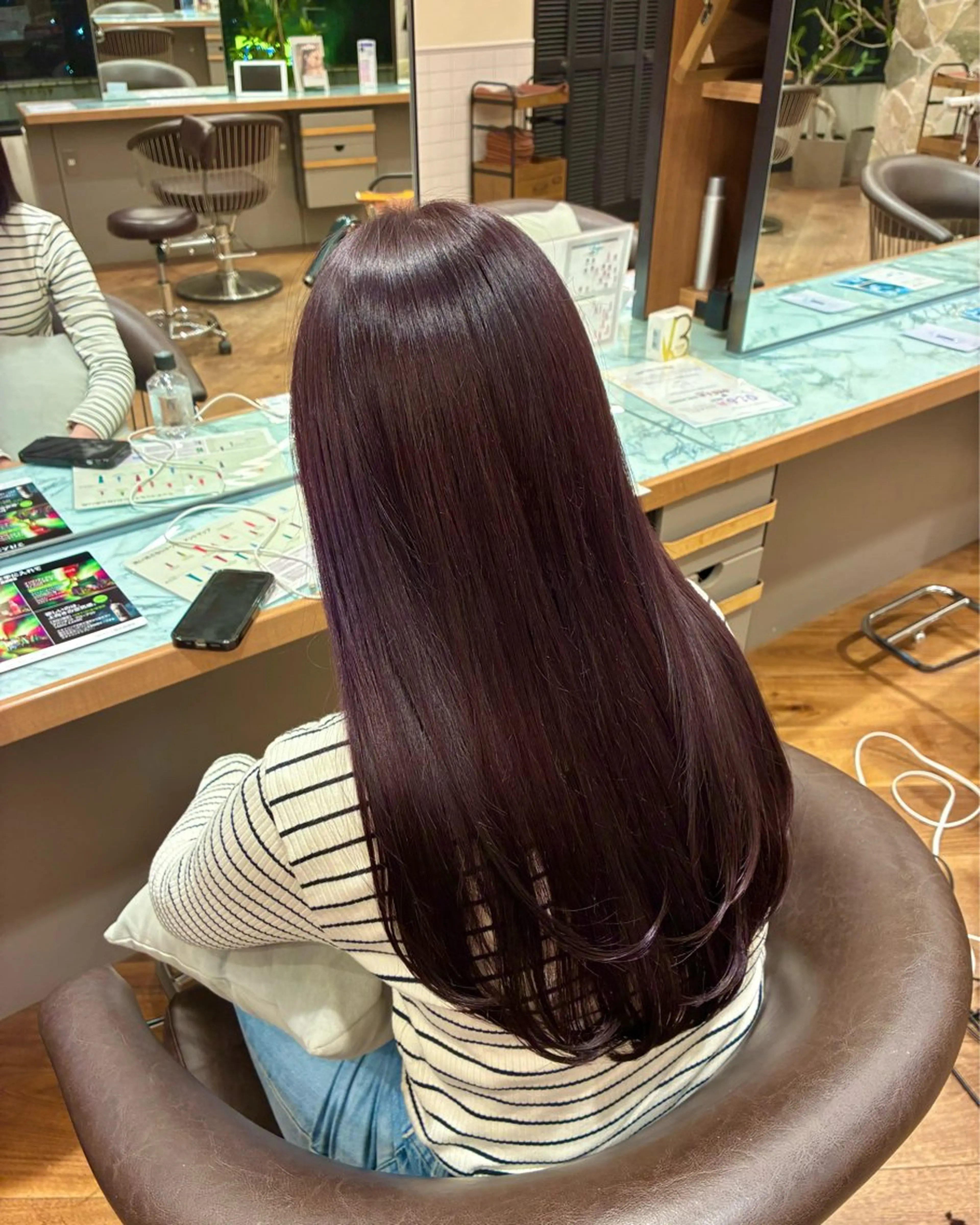 ロング カラー 山本 睦のヘアスタイル
