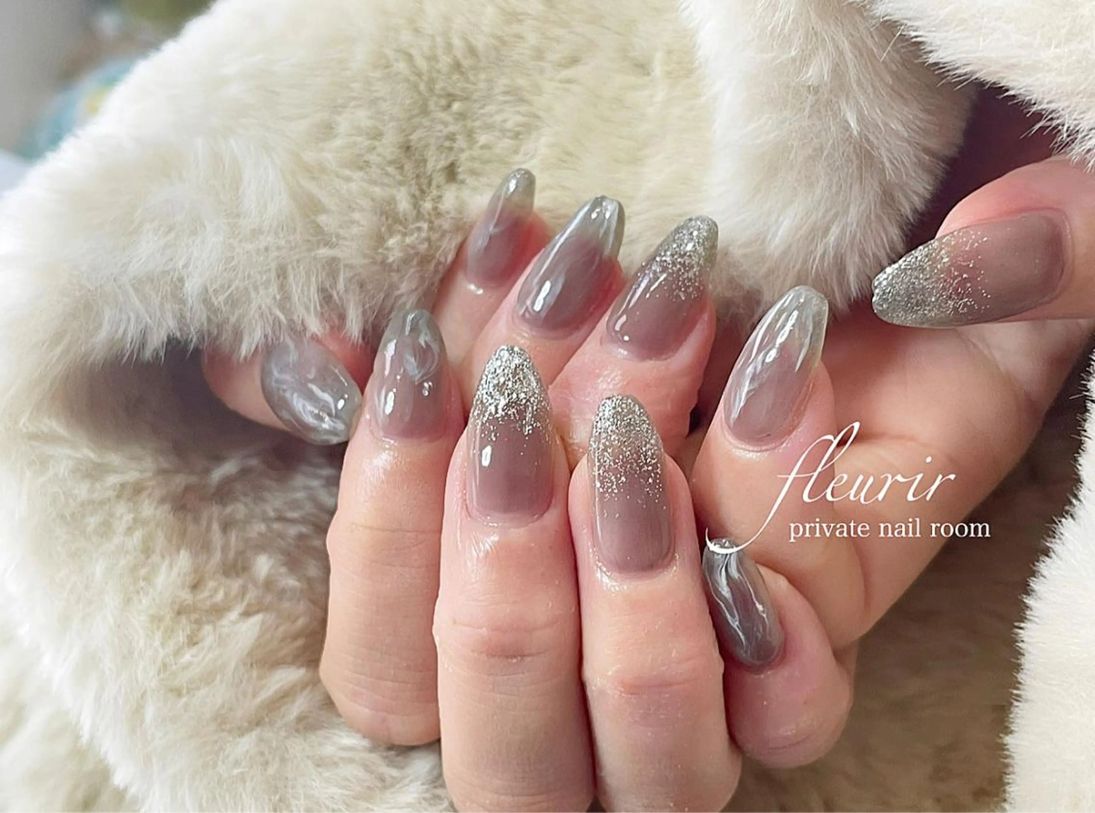 ネイル 大理石ネイル(マーブル) ニュアンスネイル フルリール 【プライベートサロンのネイルデザイン