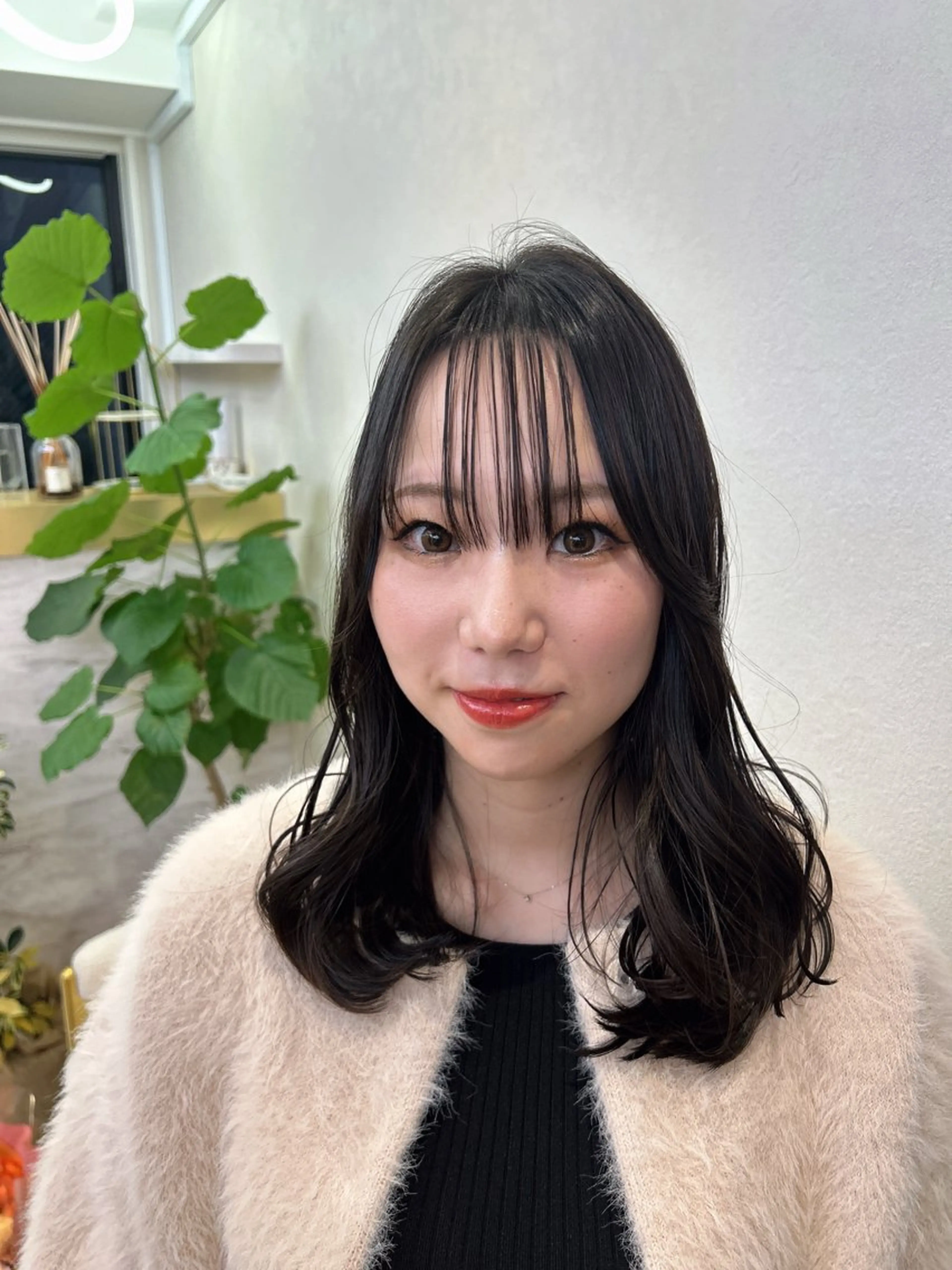 セミロング カット トリートメント 佐合 梨花 / ｅａｕ〈オー〉のヘアスタイル