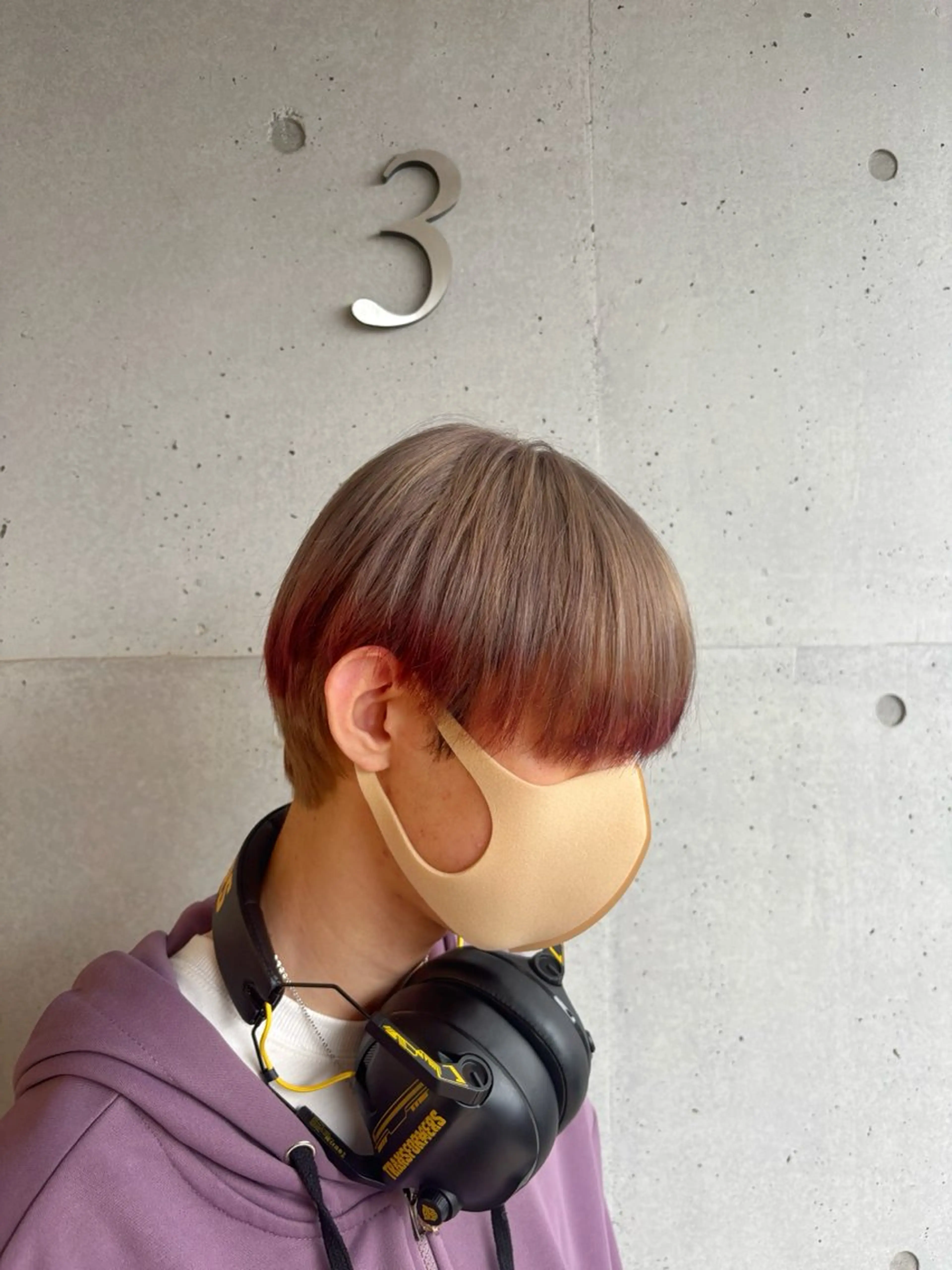 カラー メンズ 🩶ハイトーン /レイヤーはちすのヘアスタイル