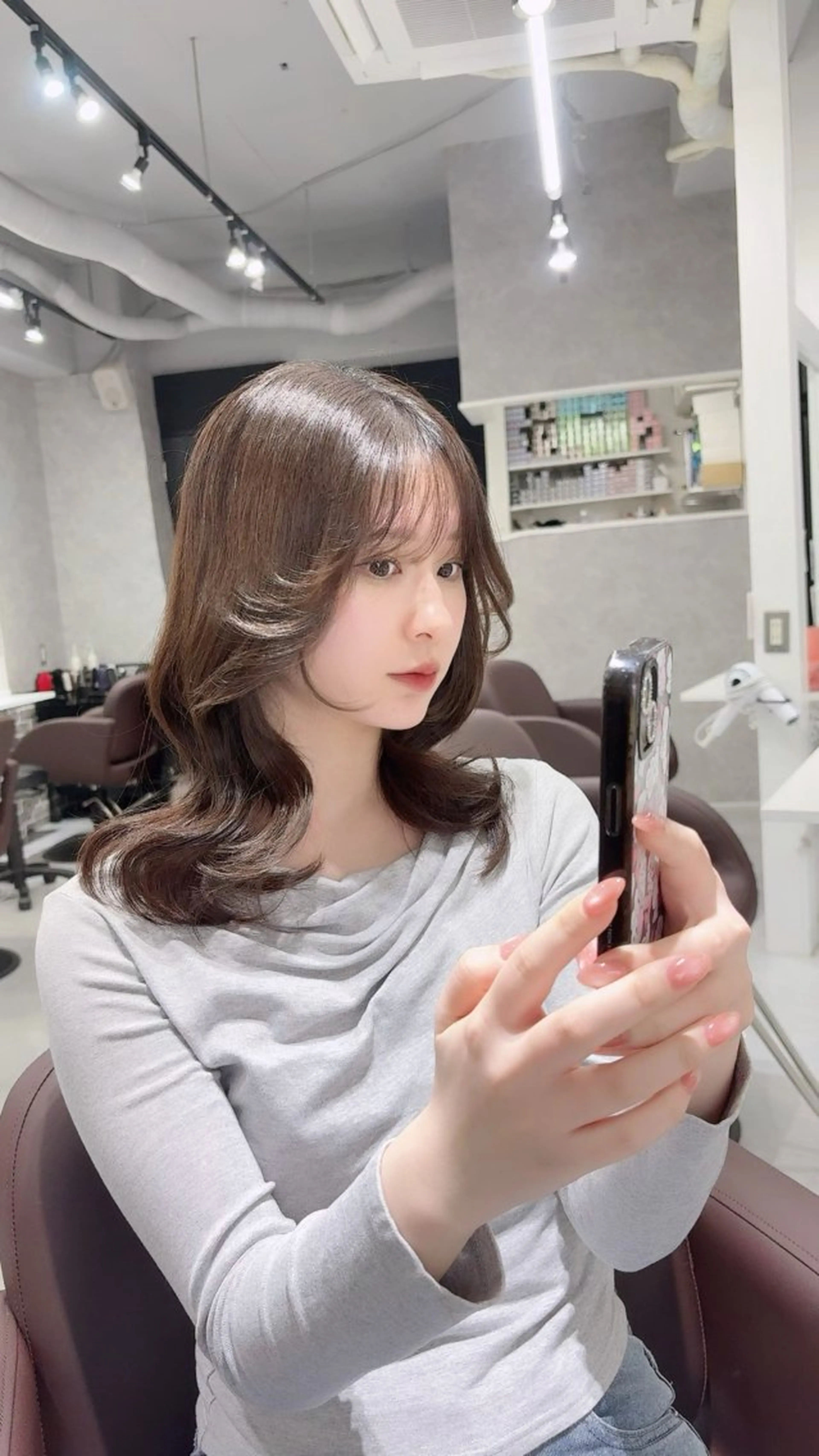 ミディアム 髪質改善 カット ヘアカラー トリートメント Aura 髪質改善＆韓国レイヤー所属・あい❤︎ /髪質改善/韓国巻きのヘアスタイル