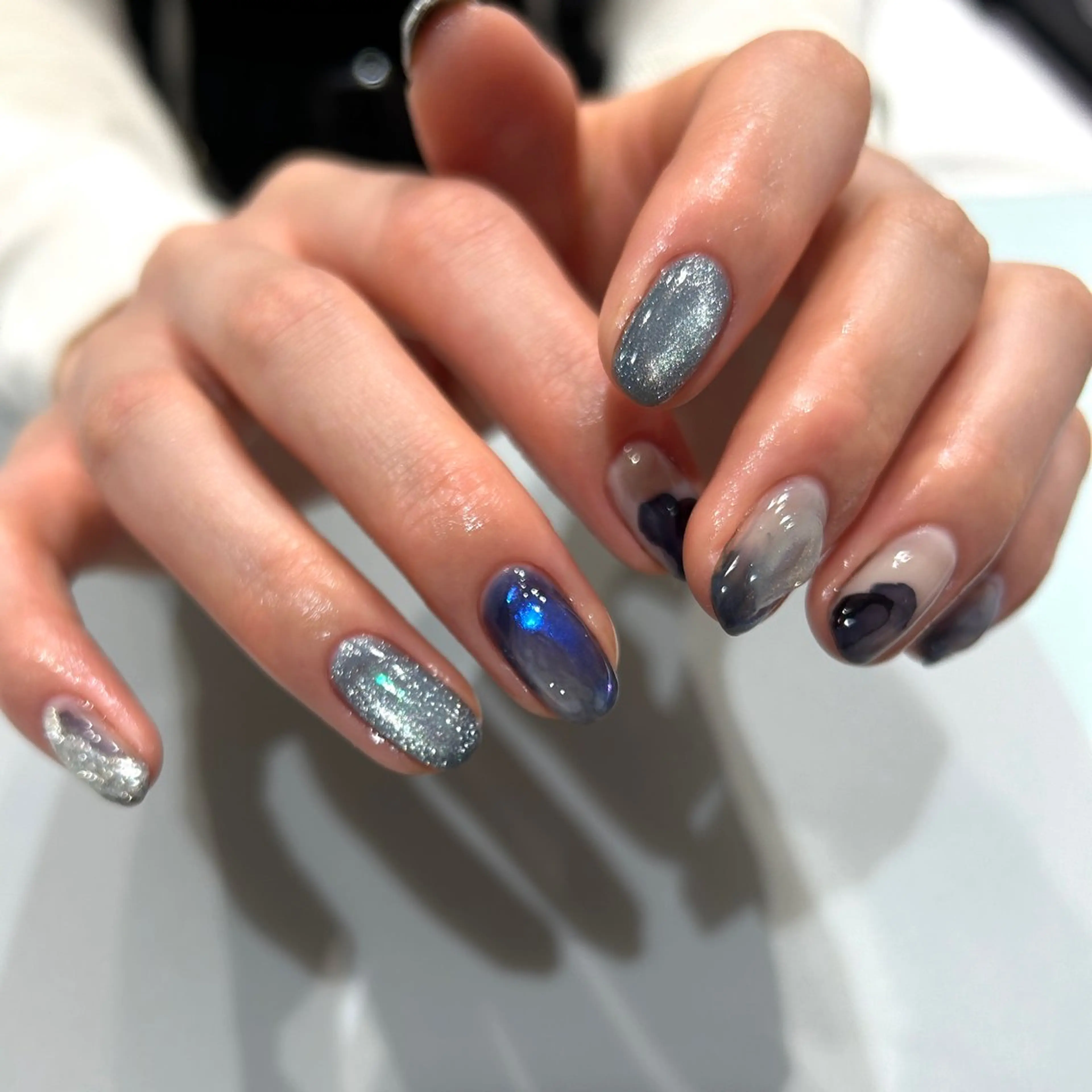 ネイル ハンドネイル NINEnami ニュアンスネイルのネイルデザイン