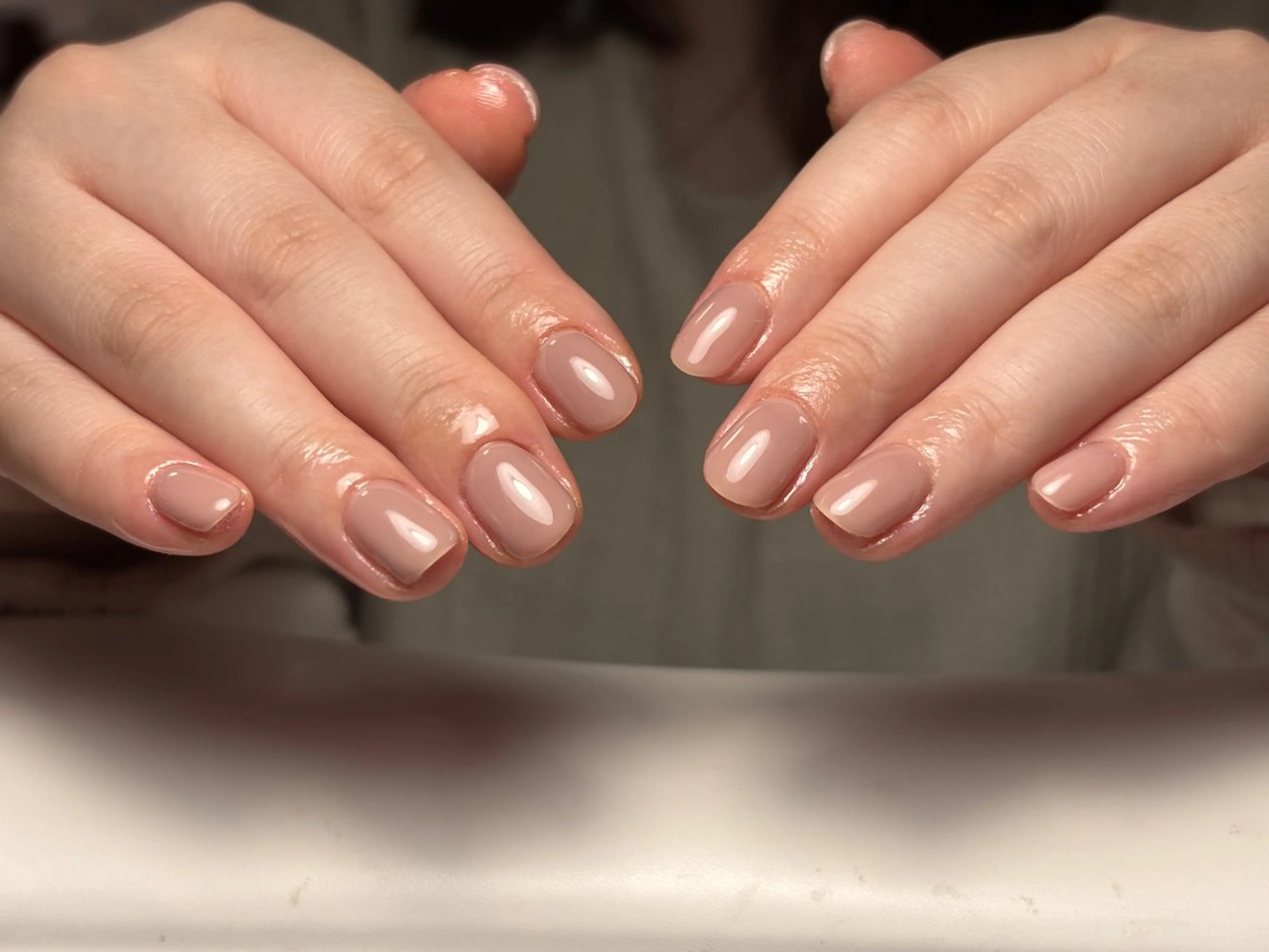 ショート ハンドネイル トゥー フエンのネイルデザイン