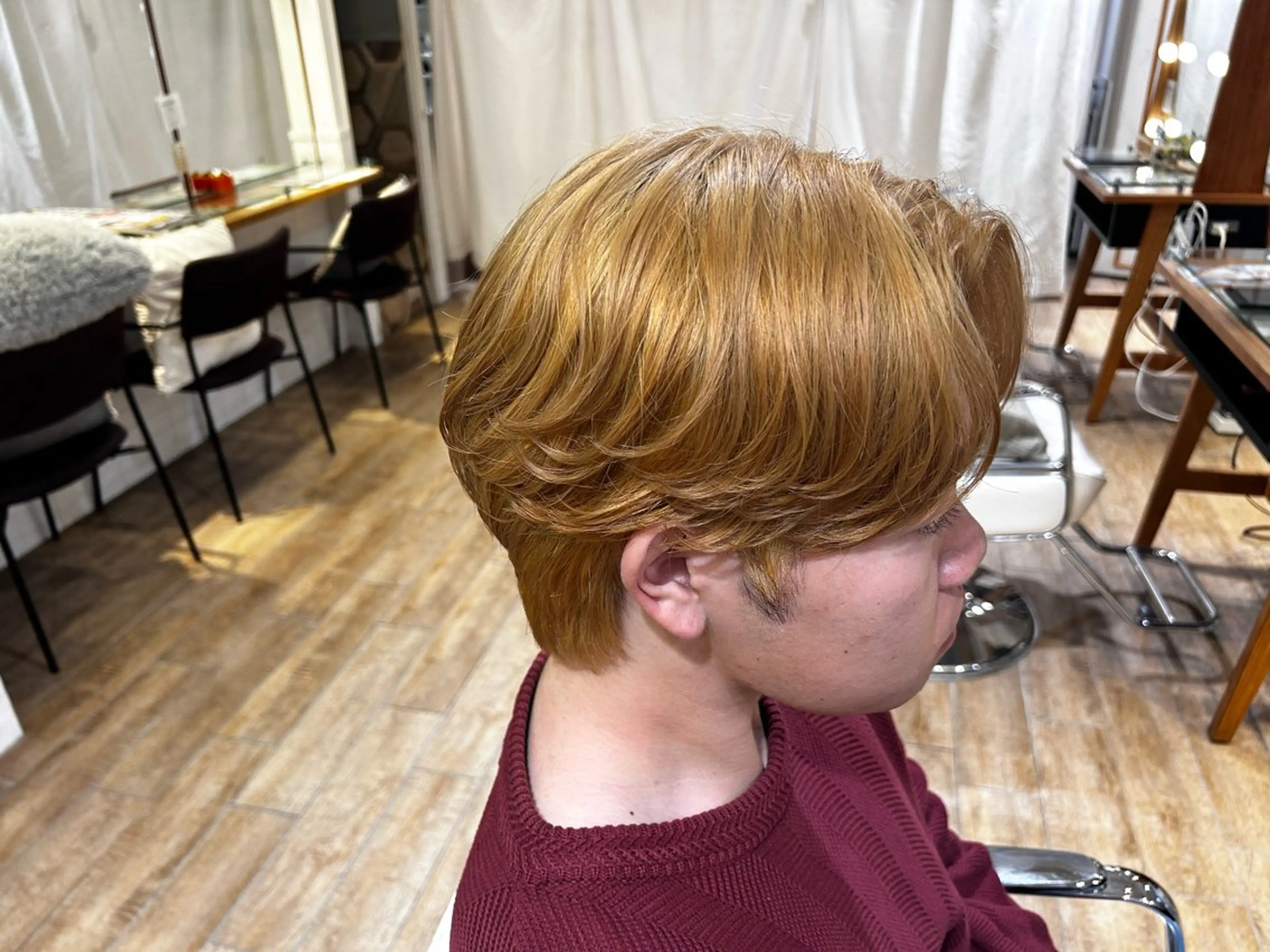 ショート カラー ヘアカラー トリートメント ハイトーン/カラー/ ヘアセット/松田健佑のヘアスタイル