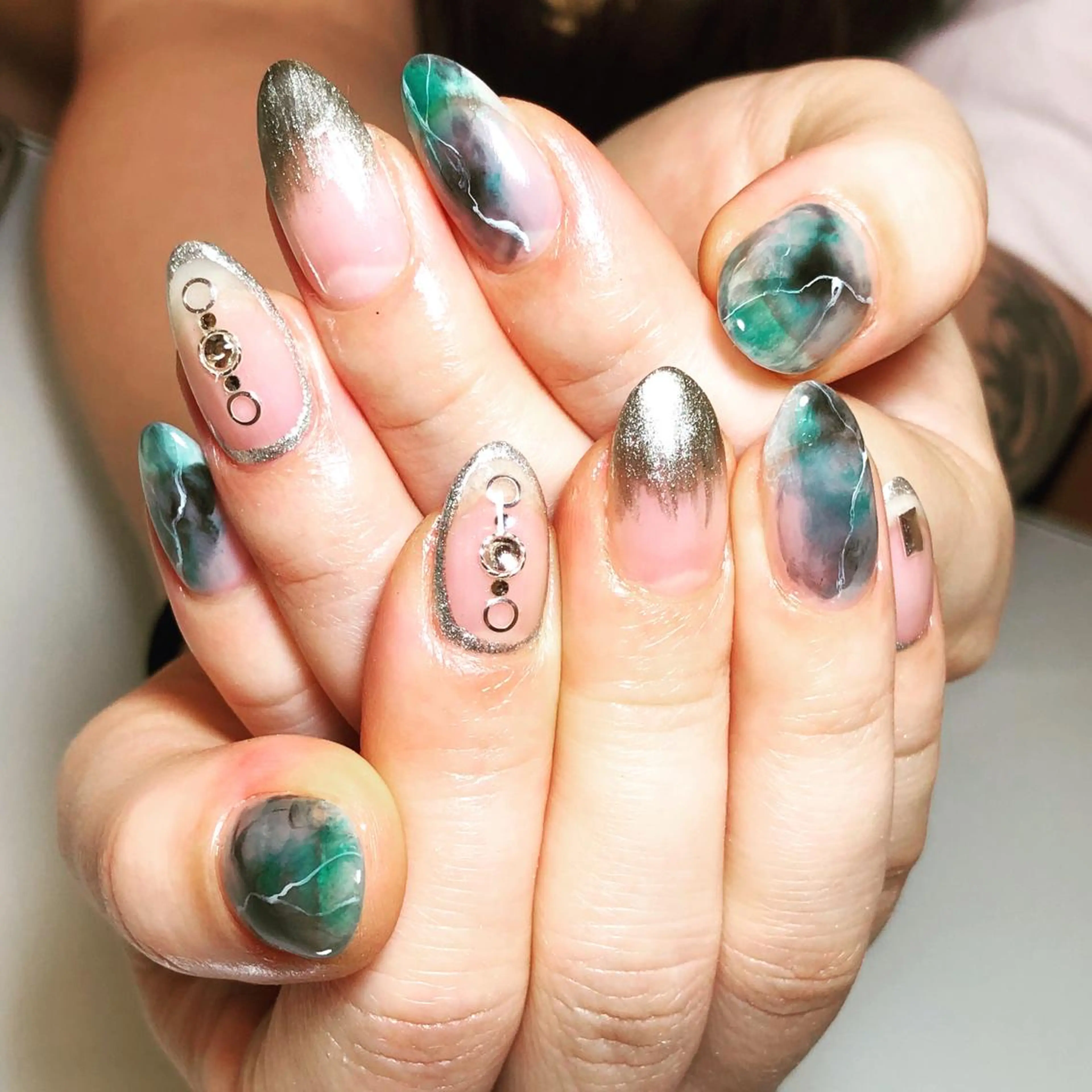 ネイル M nail はやまうららのネイルデザイン