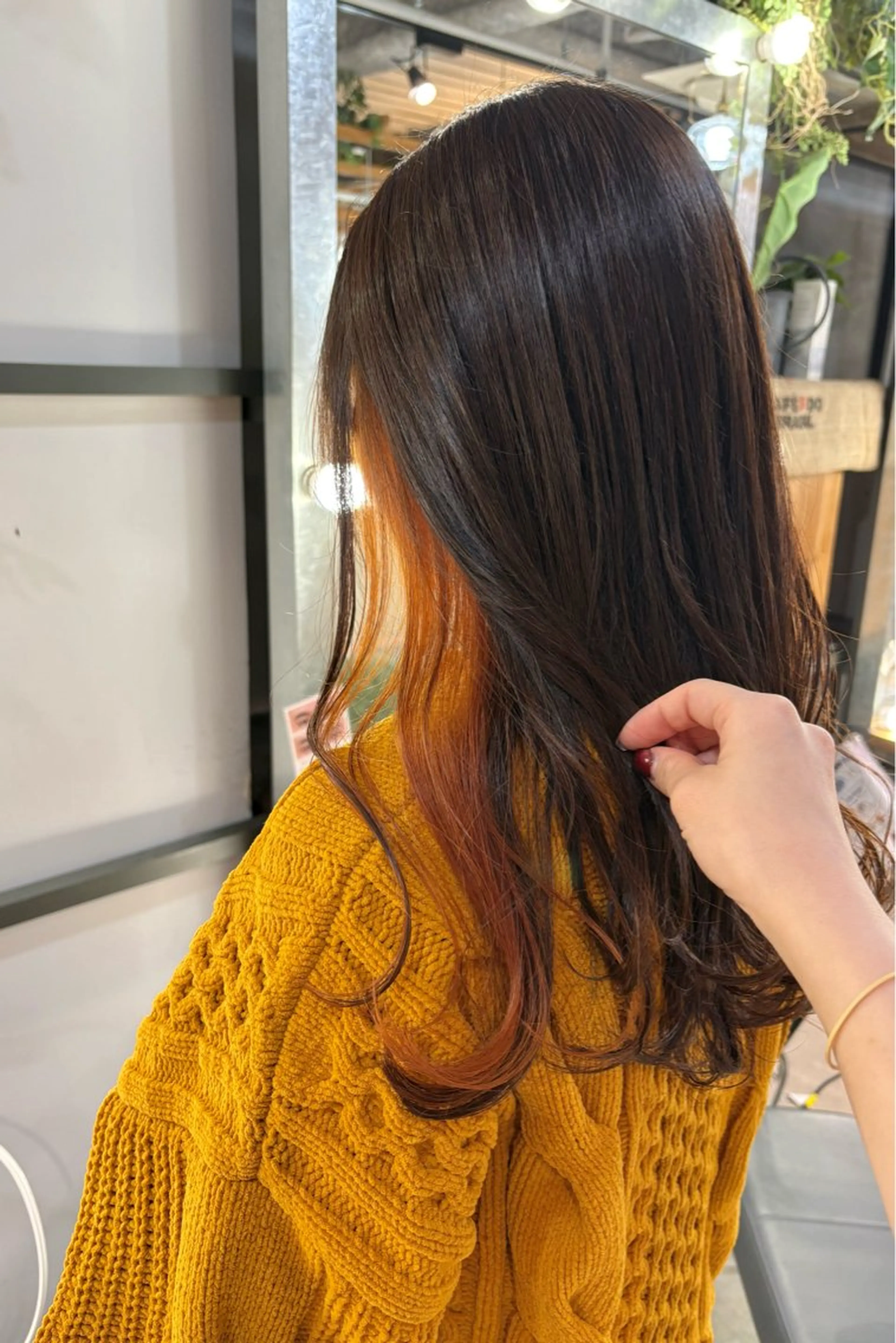 ロング カラー 菊地 紗矢のヘアスタイル