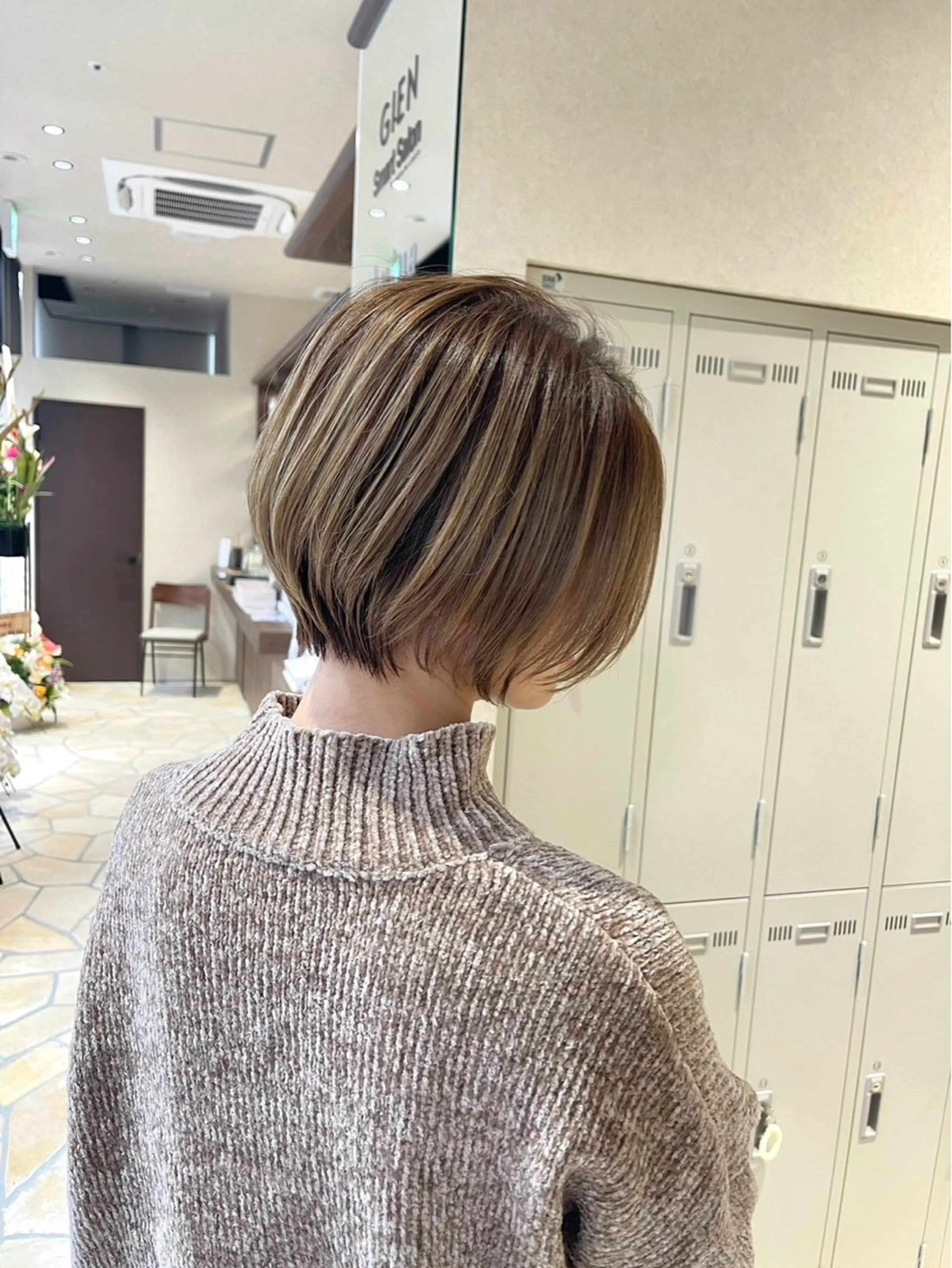 ショート 太田代 桃のヘアスタイル