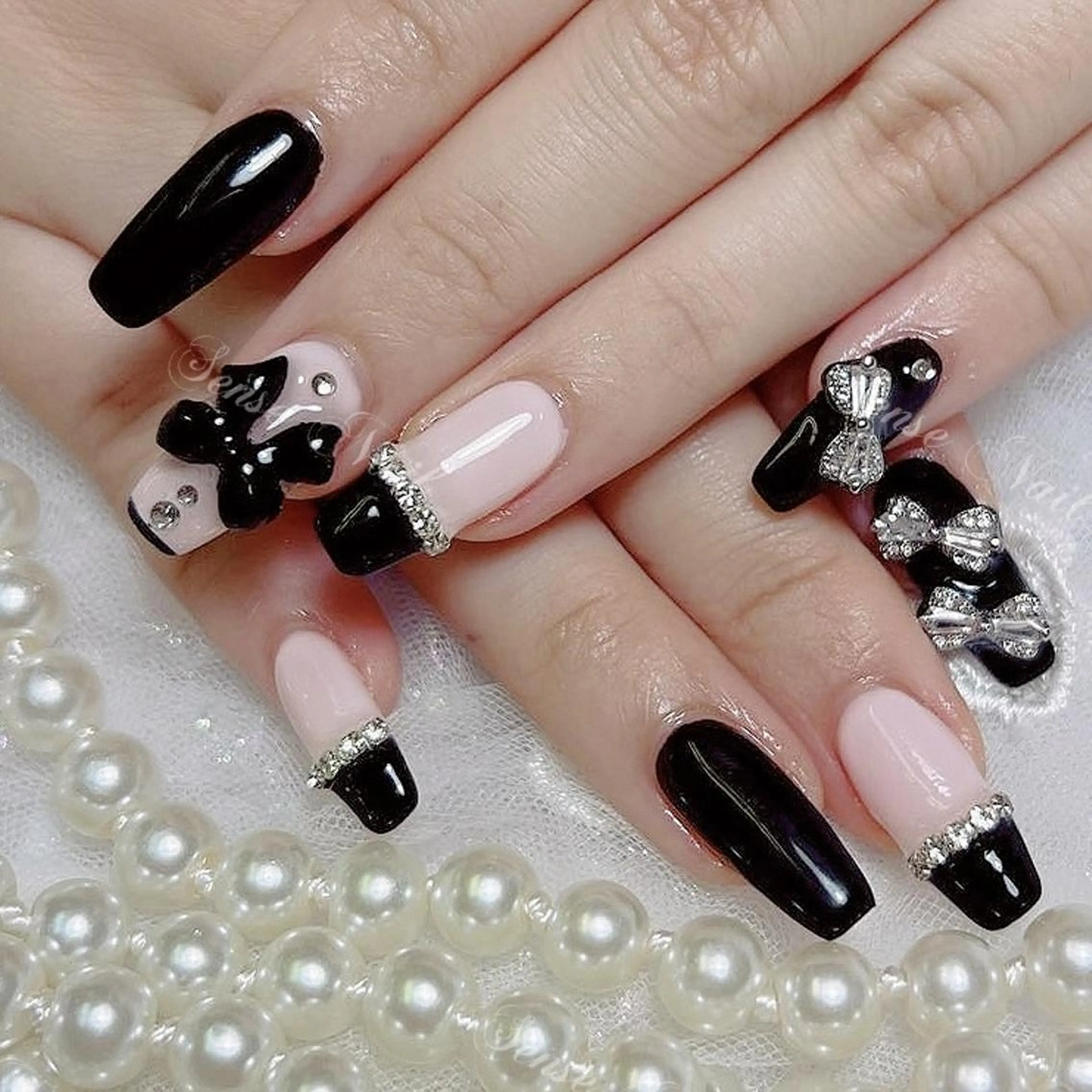 ネイル ハンドネイル ハンドケア Feinn Ink💕のネイルデザイン