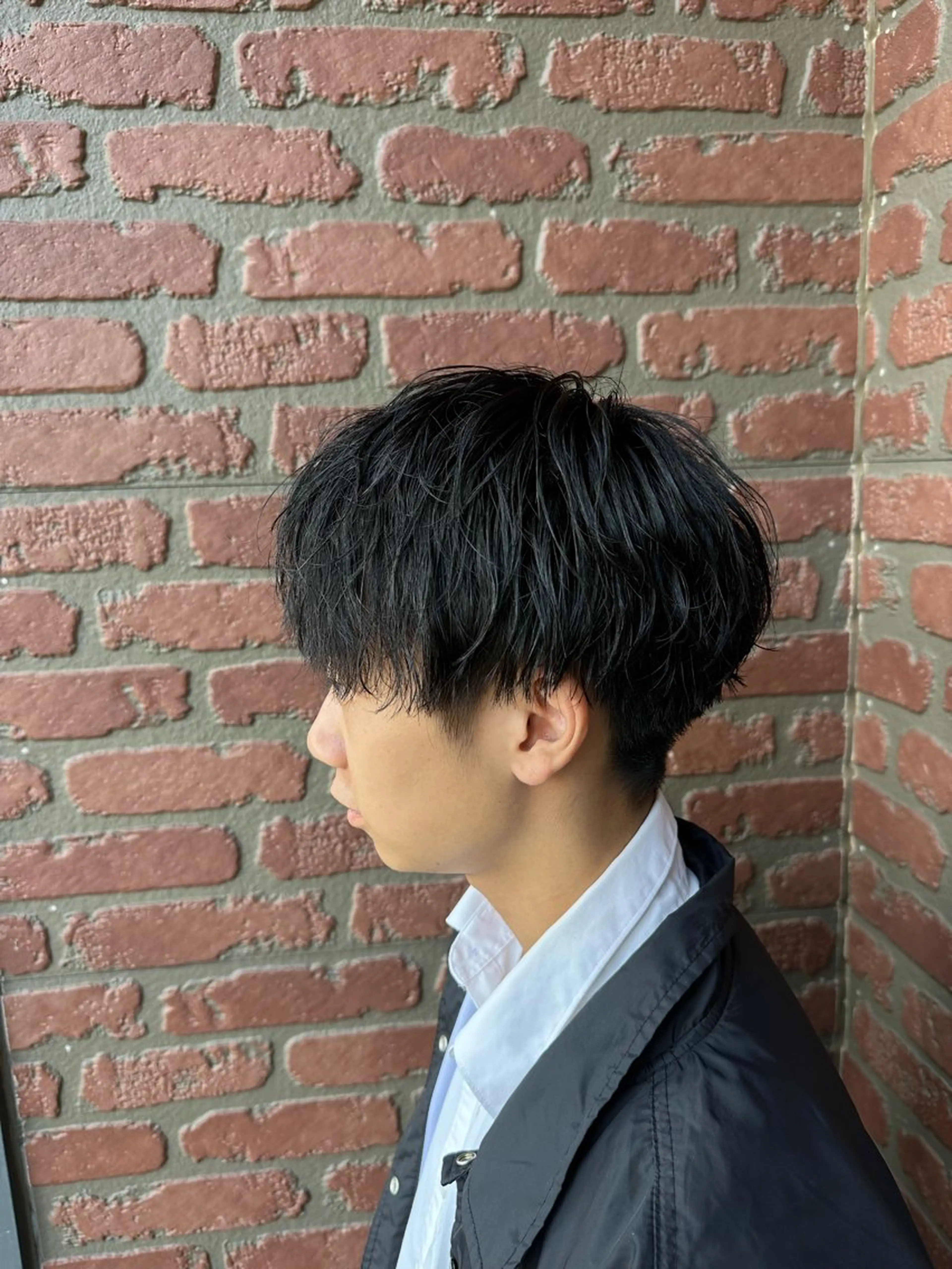 ショート メンズ 倉持 誠也　フェザーパーマのヘアスタイル