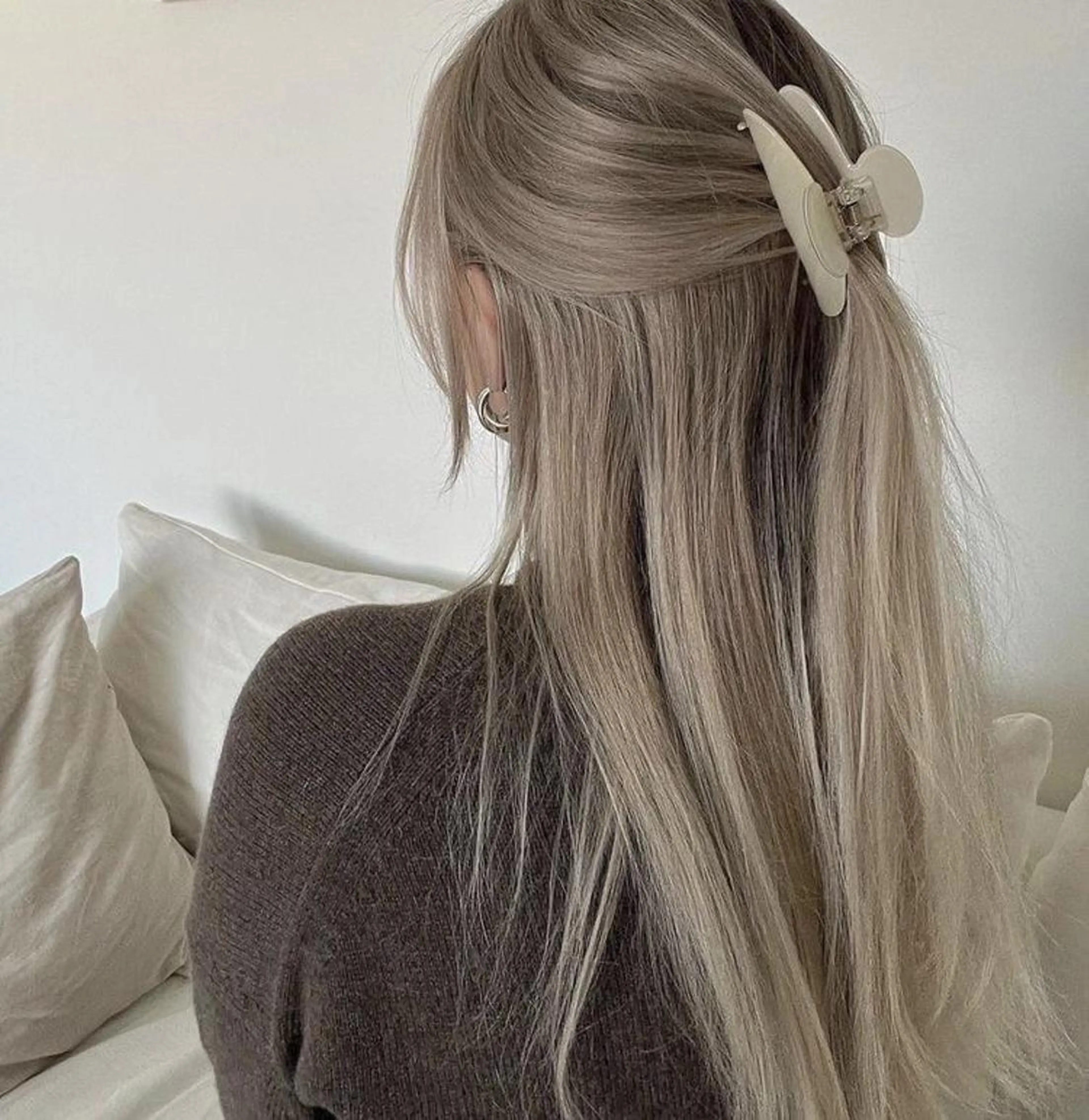 ミディアム カラー ヘアアレンジ TIECHEL所属・Yoshida Yuriのヘアスタイル