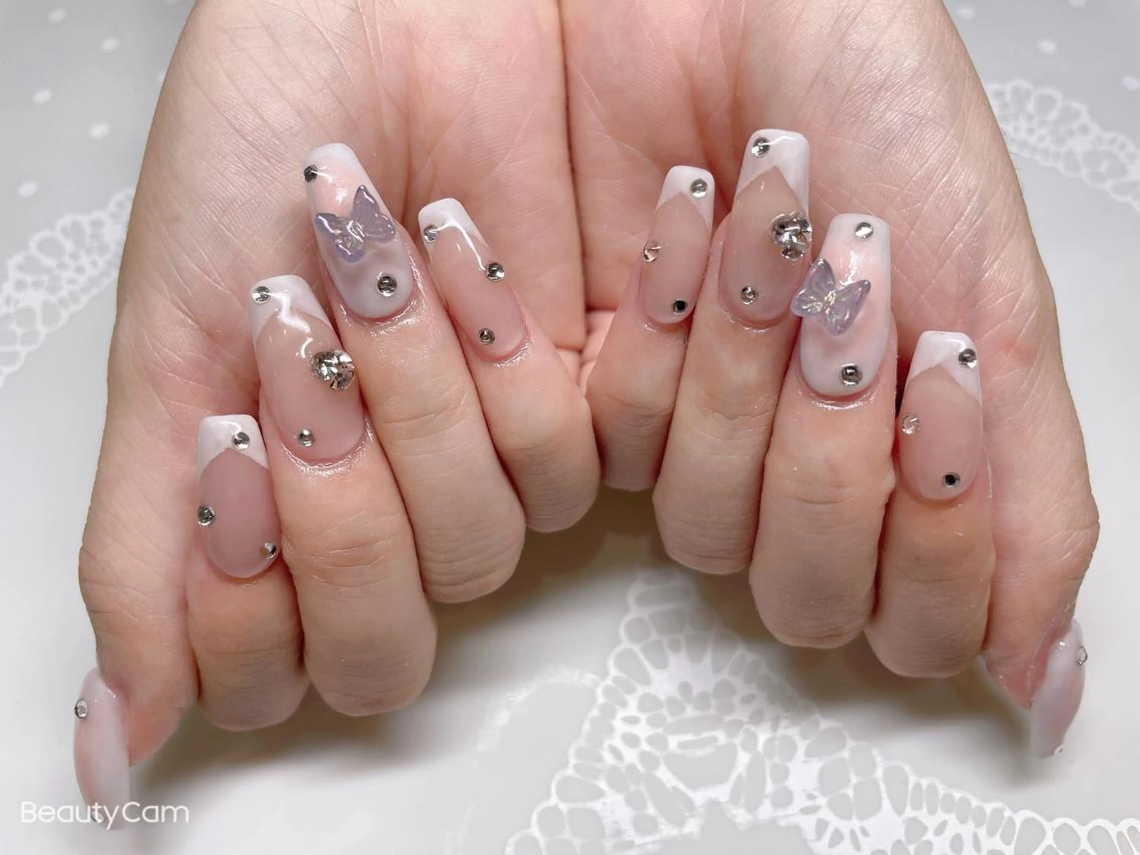 ミディアム ネイル 《LB》ラブリエ Nail&eyeのマツエク・マツパデザイン