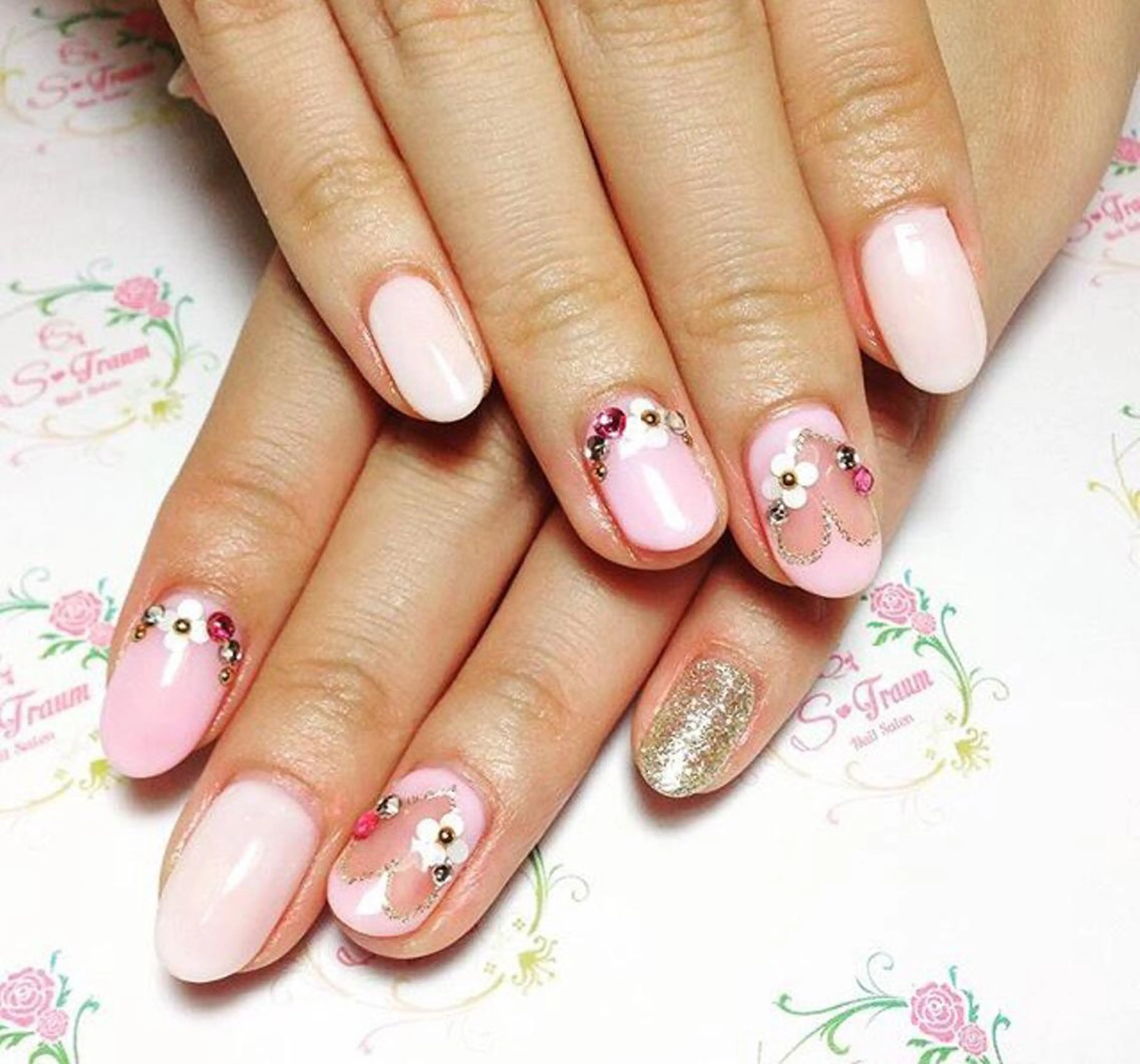 ネイル ハート Nail Salon S-Traum所属・Nail Salon S-Traumのネイルデザイン