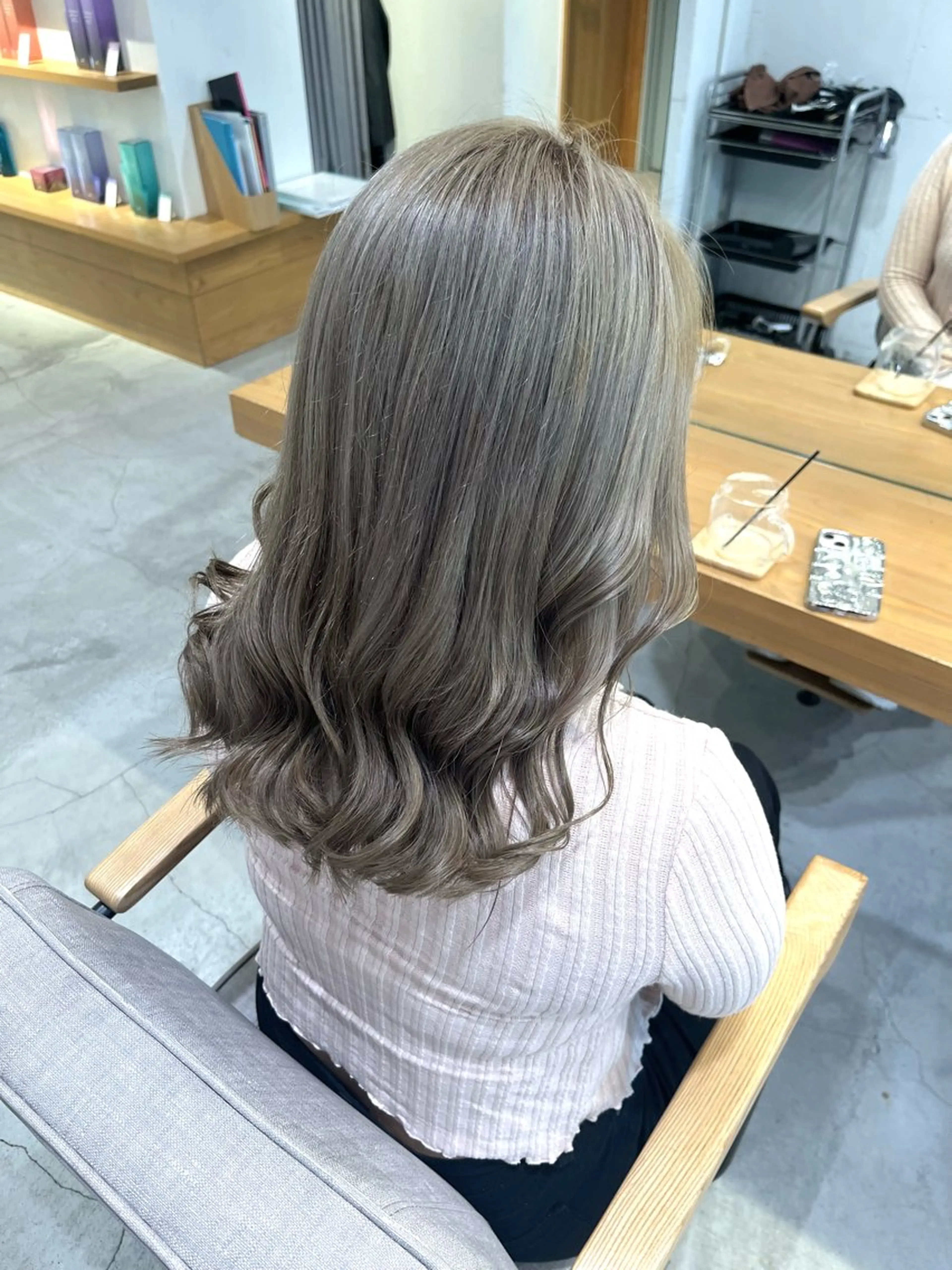 セミロング 宮永 瑞樹のヘアスタイル