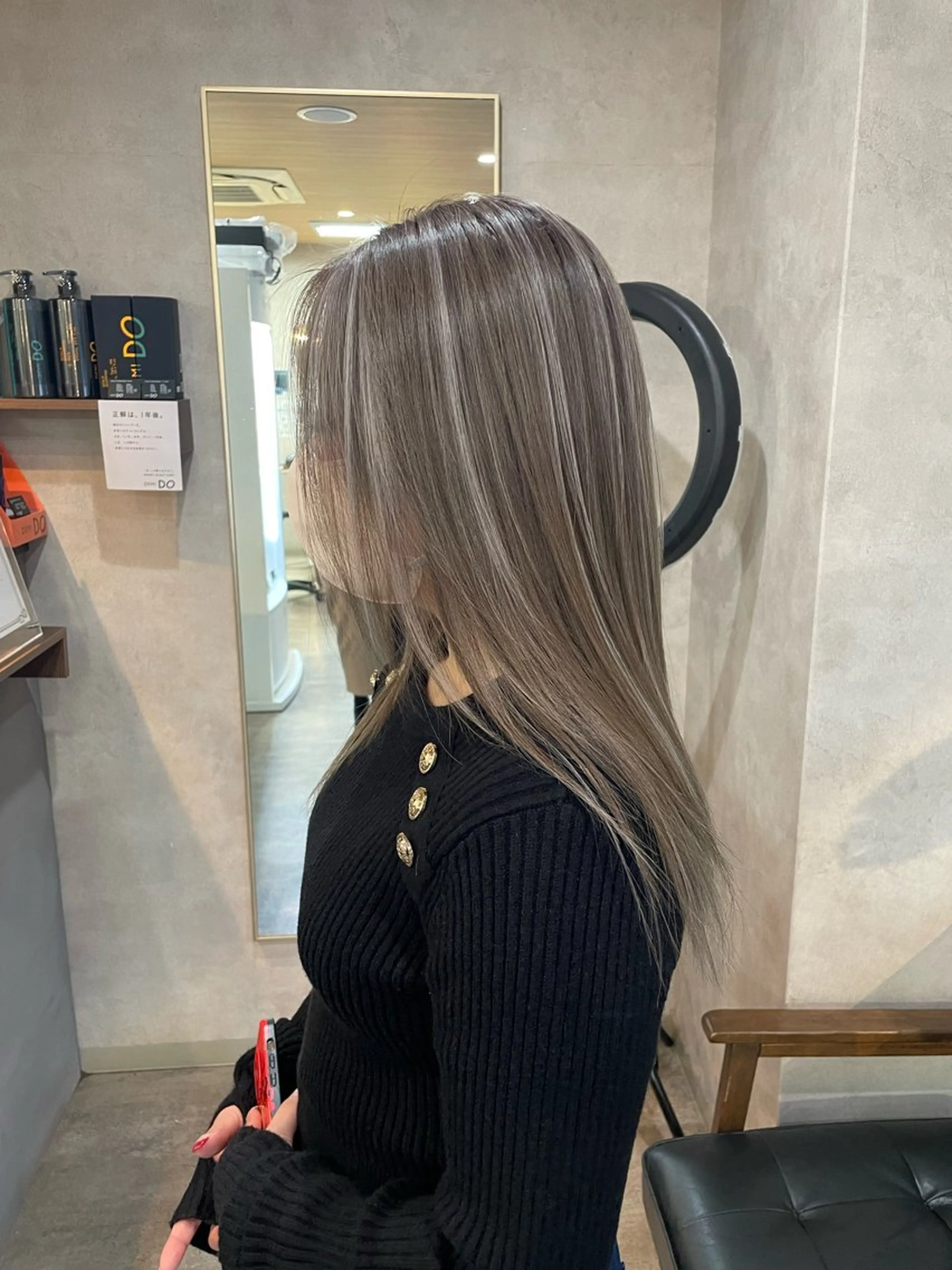 セミロング アッシュ ハイライト 髪質改善 レイヤーカット ウルフカット RIENS♡xrea 山本優舞のヘアスタイル