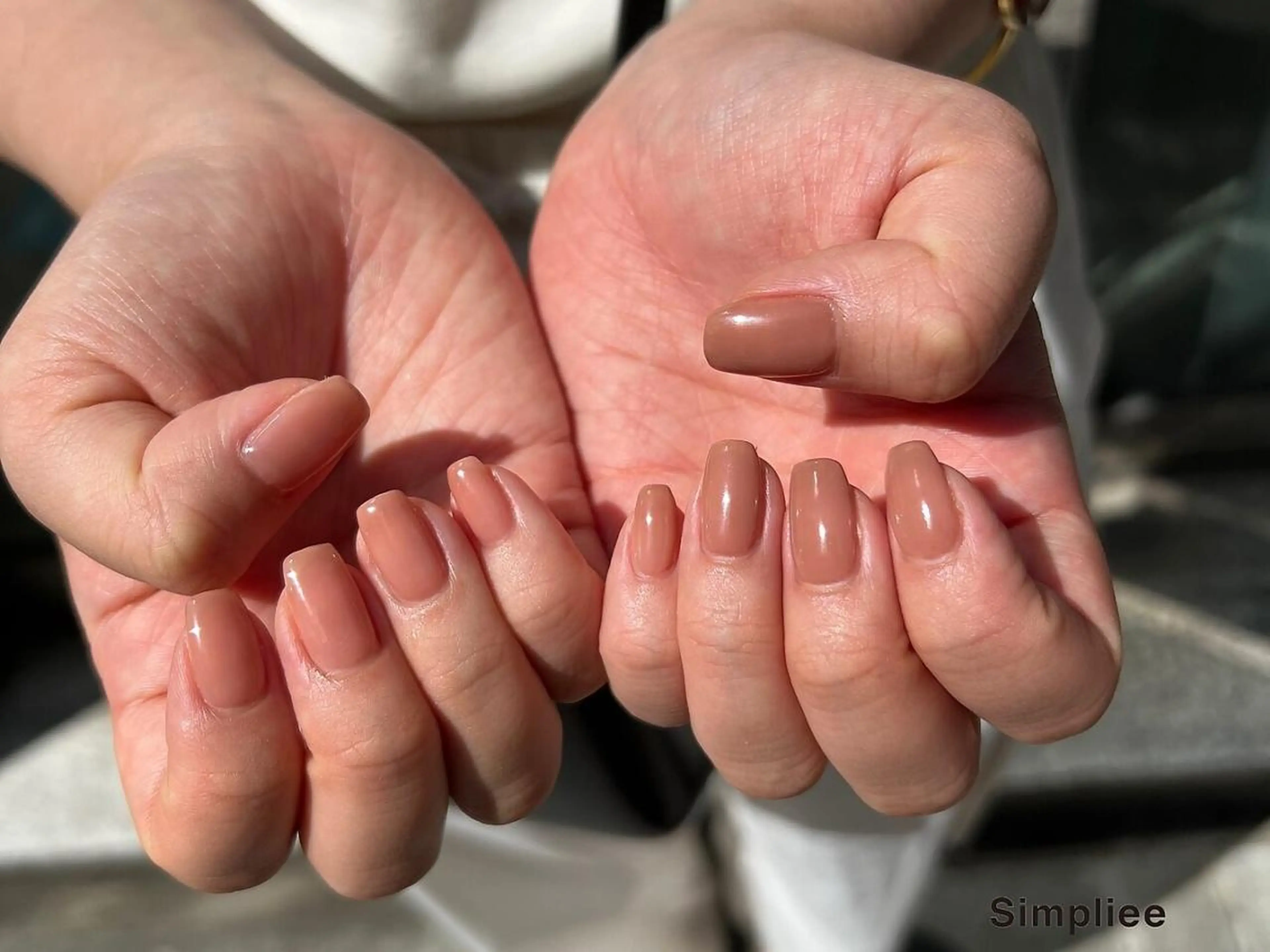 ネイル ワンカラーネイル シンプリーワン 渋谷店🪄MOENAのネイルデザイン