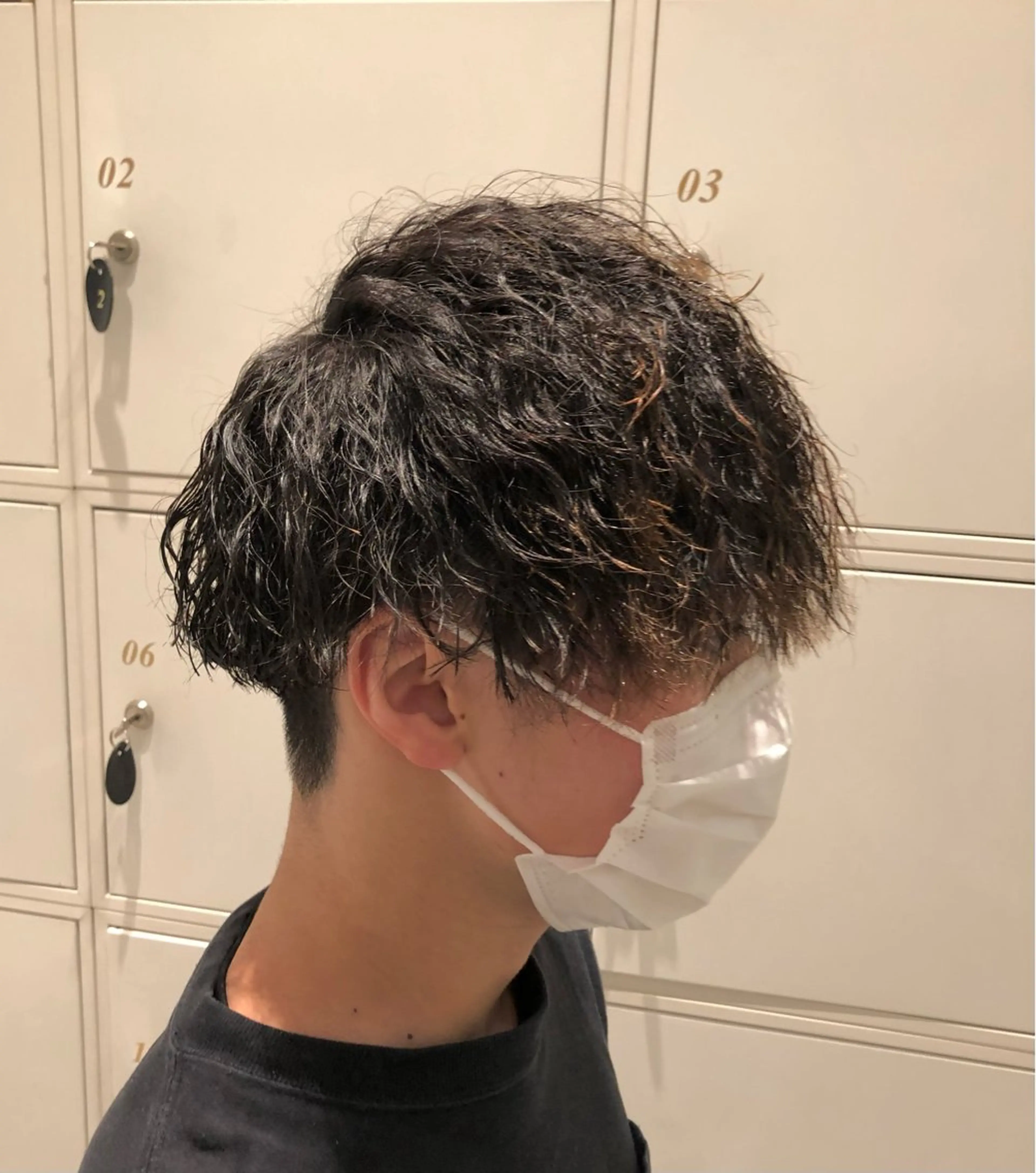 メンズ メンズパーマ メンズツイストパーマ 波巻きパーマ ツイストパーマ カット パーマ トリートメント カネコ ワカナのヘアスタイル