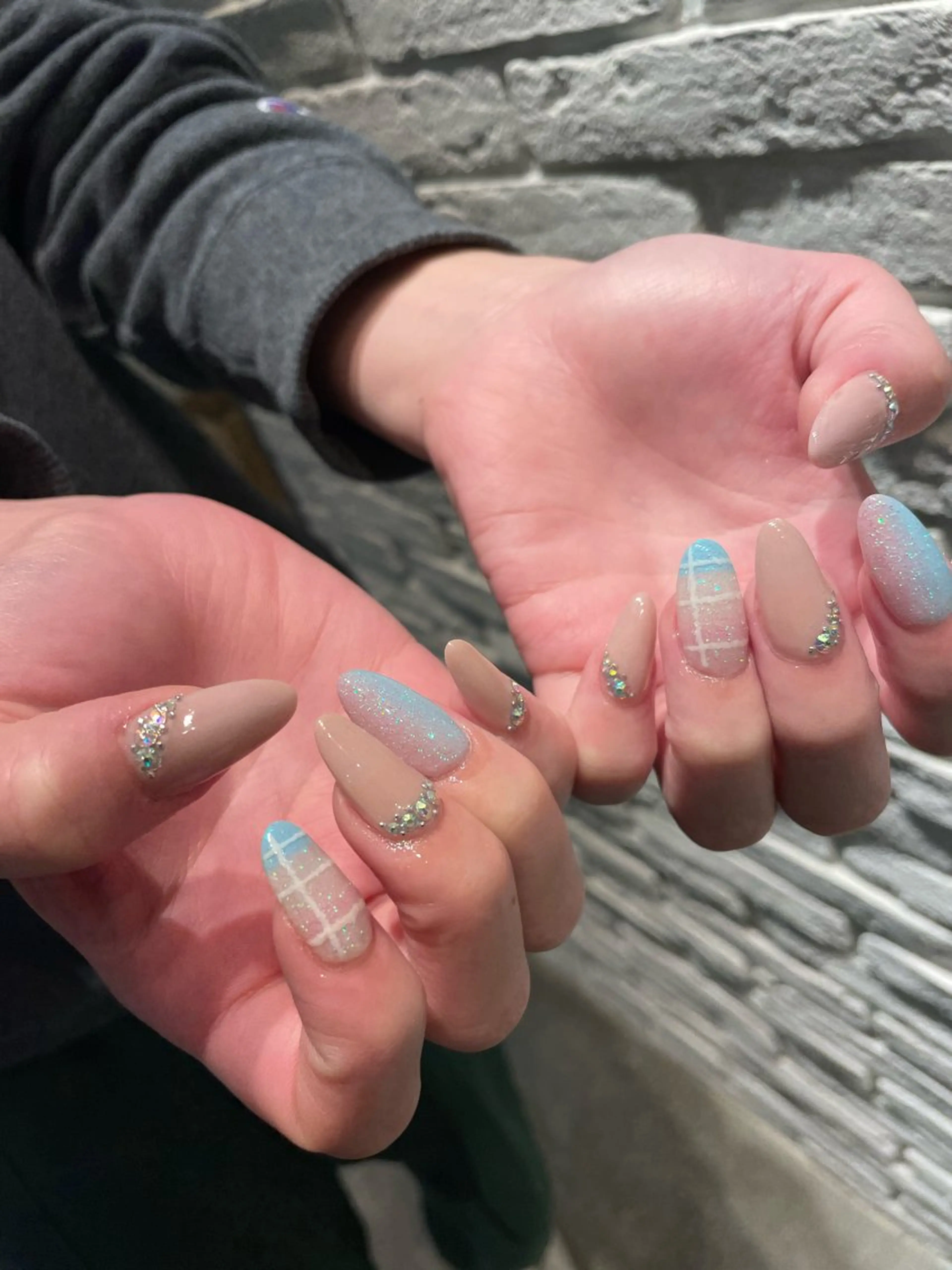 ロング m kaori𓃟のネイルデザイン