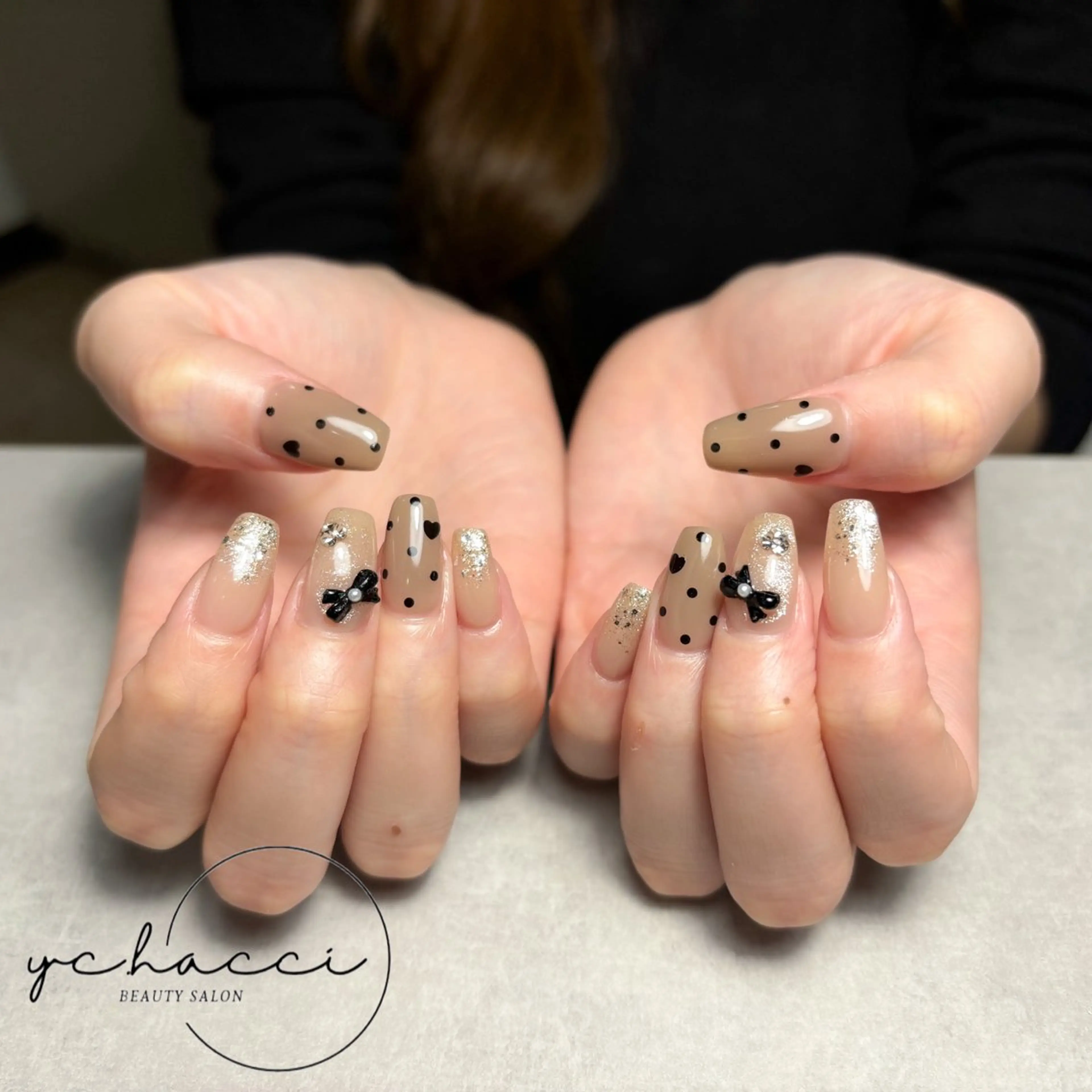 ネイル アートネイル ドット ジェルネイル 持ち込み パラジェル ハンドネイル BEAUTY SALON yc.hacci所属・SALON yc.hacciのマツエク・マツパデザイン