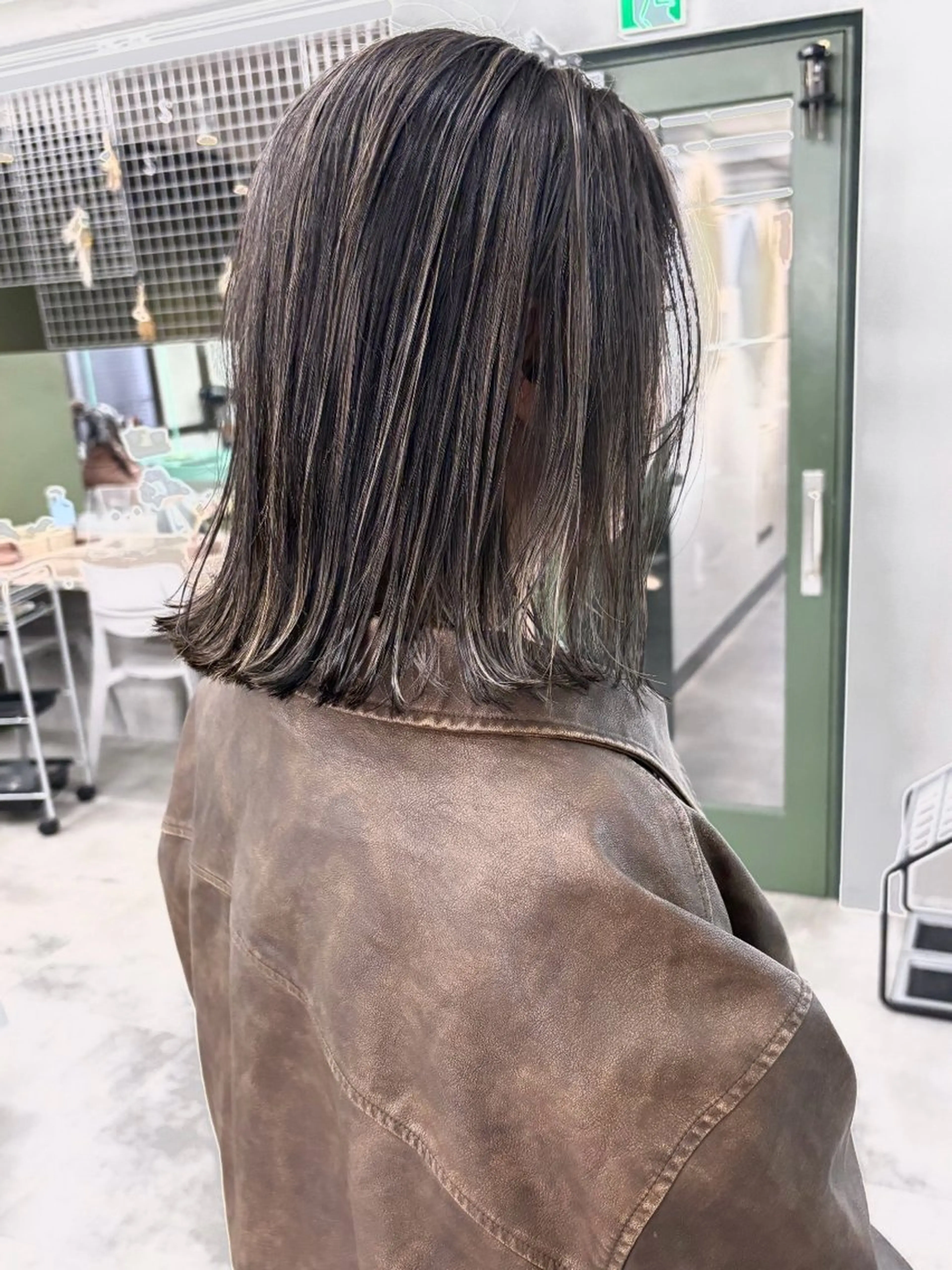 ミディアム ハイライト ヘアカラー トリートメント Miyu🌊/海外 風ハイライト特化のヘアスタイル