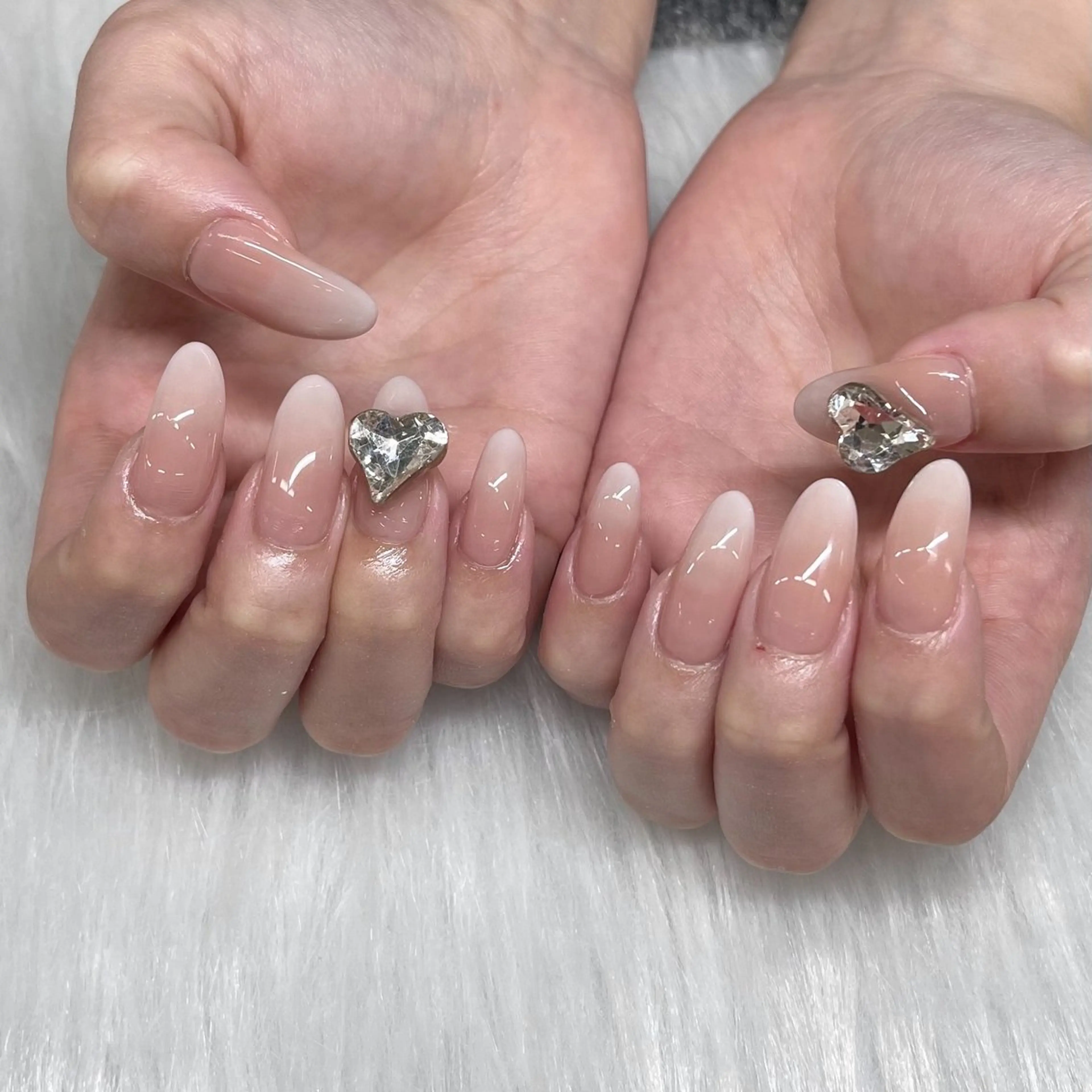 ネイル PEEKABOO京橋 EYE&NAILのマツエク・マツパデザイン