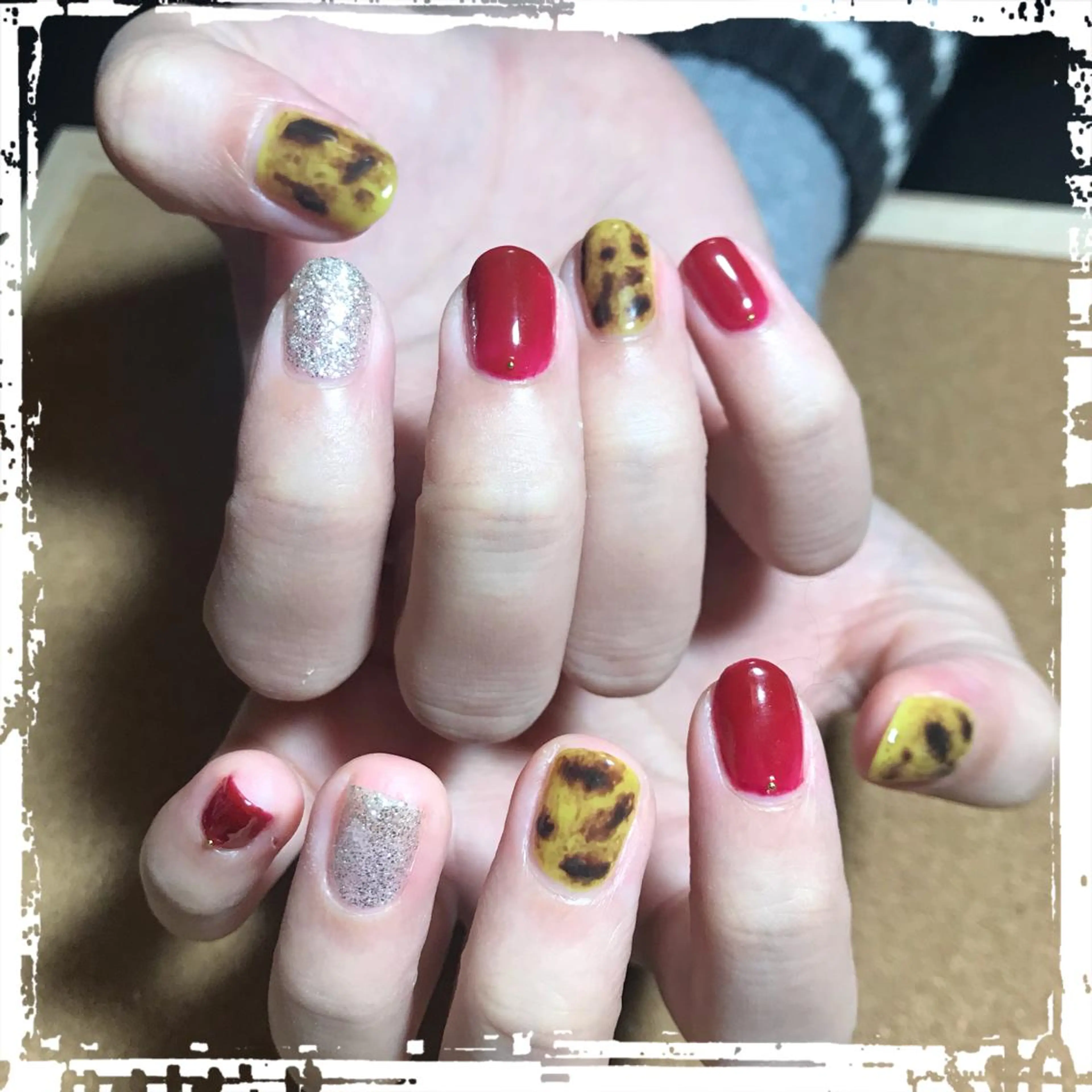 ネイル ECLAT エクラ所属・寺山 千鶴のネイルデザイン