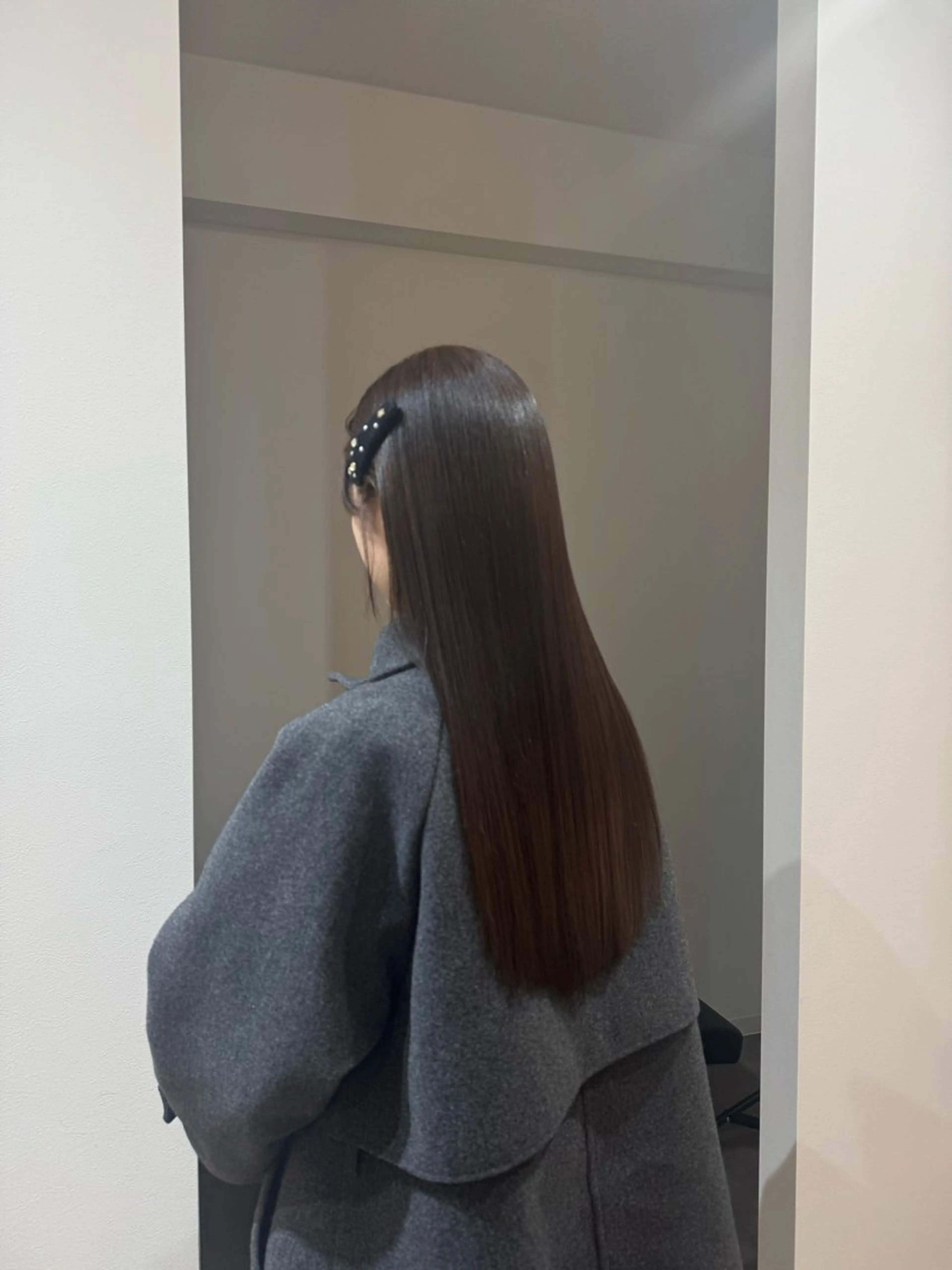 ロング カラー newi remi🖤のヘアスタイル