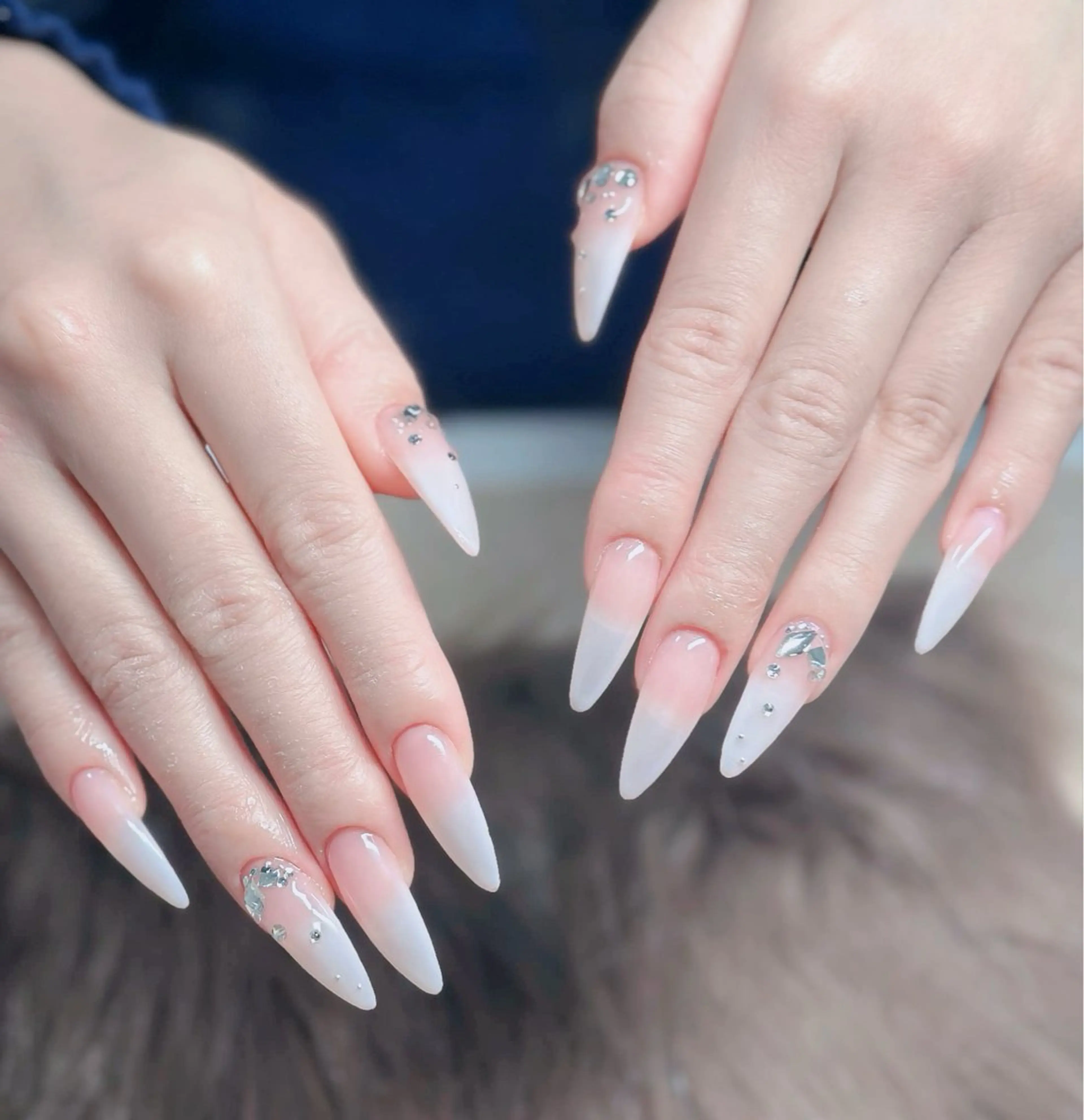 ネイル フレンチネイル ジェルネイル ガラスフレンチ ハロウィン ハート ハンドネイル H.baby Nail Salonのネイルデザイン