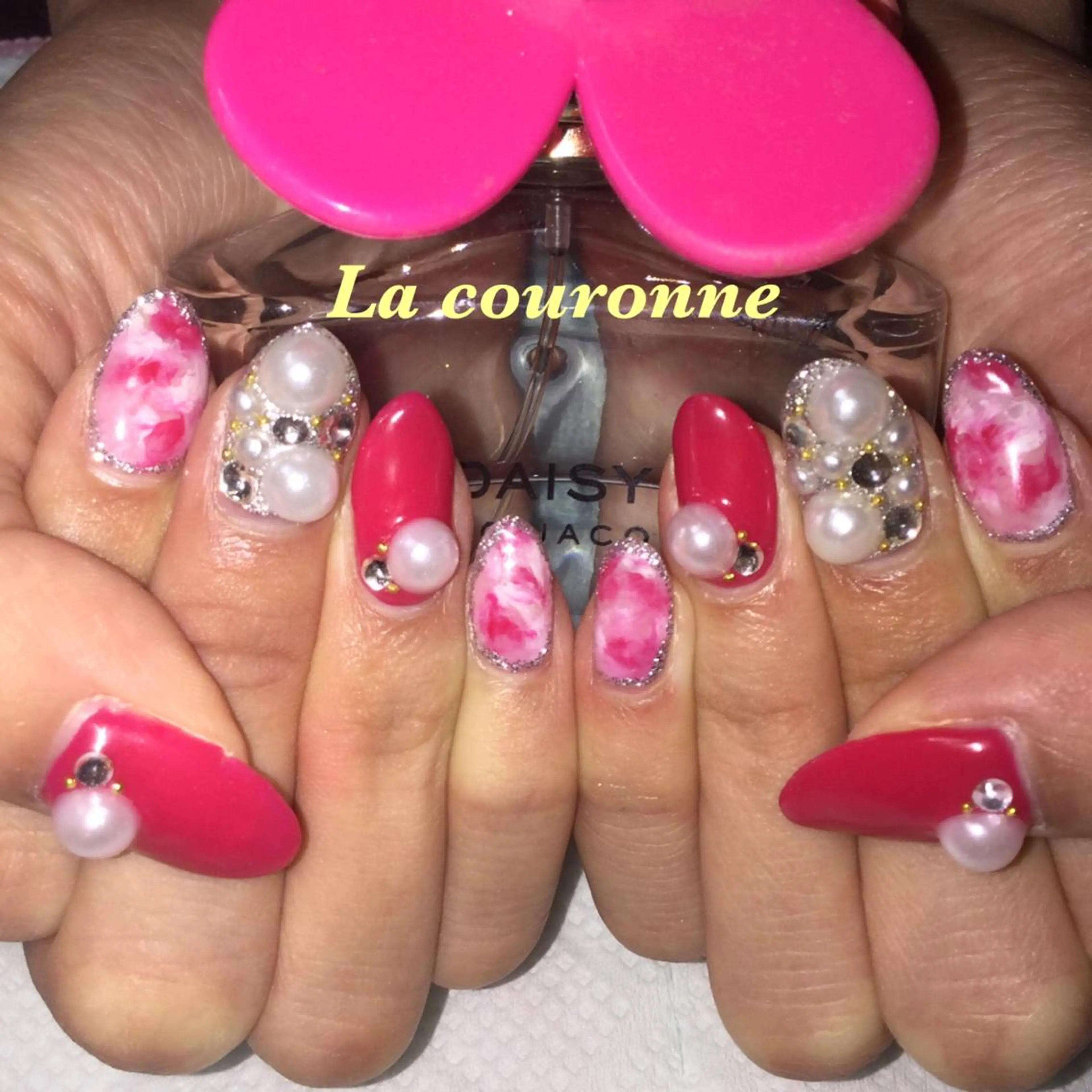 ネイル Lacouronne NATSUMIのネイルデザイン