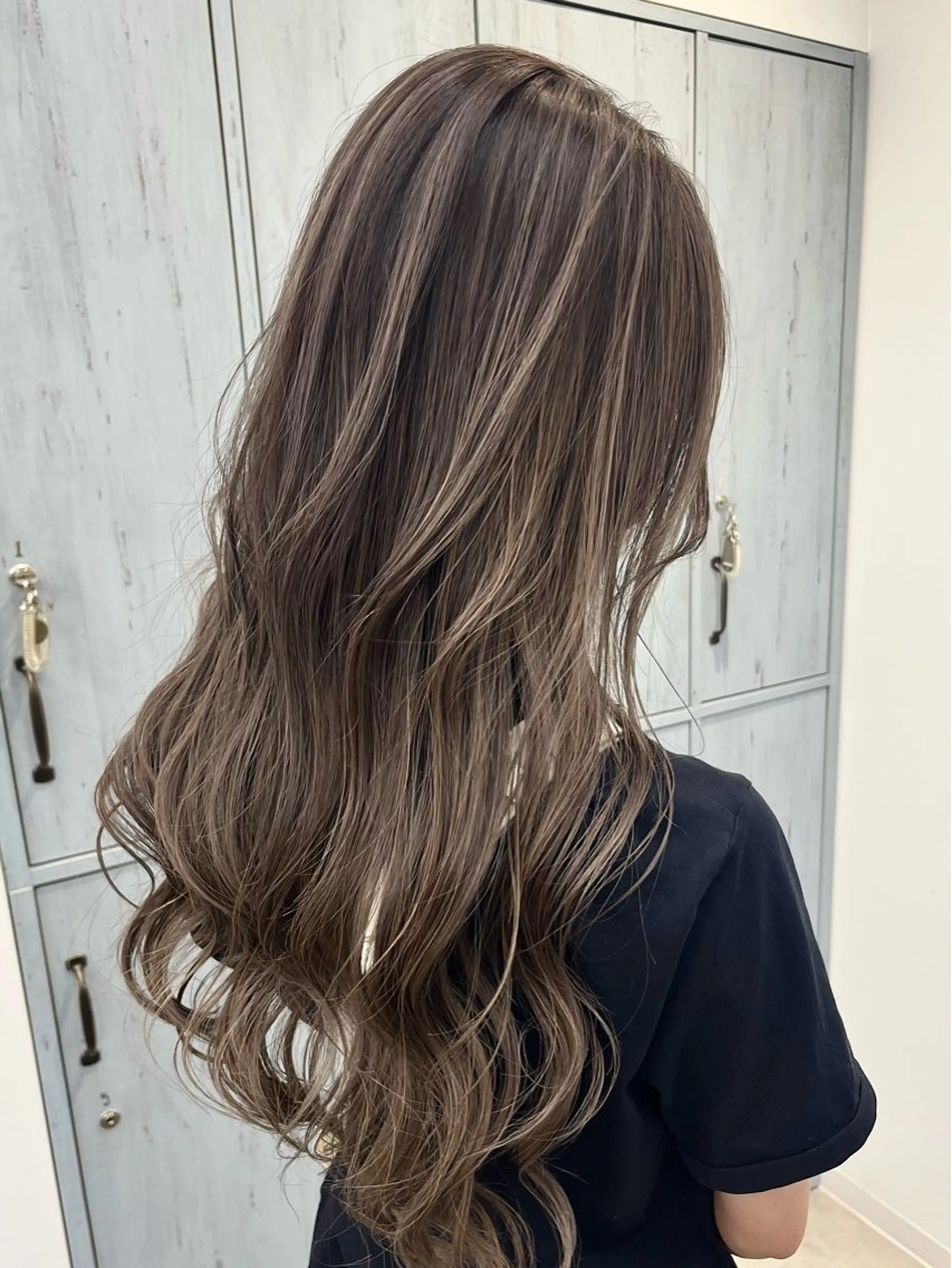 ロング ハイライト レイヤーカット ヘアカラー YUME/ブリーチ /カットモデル募集中のヘアスタイル