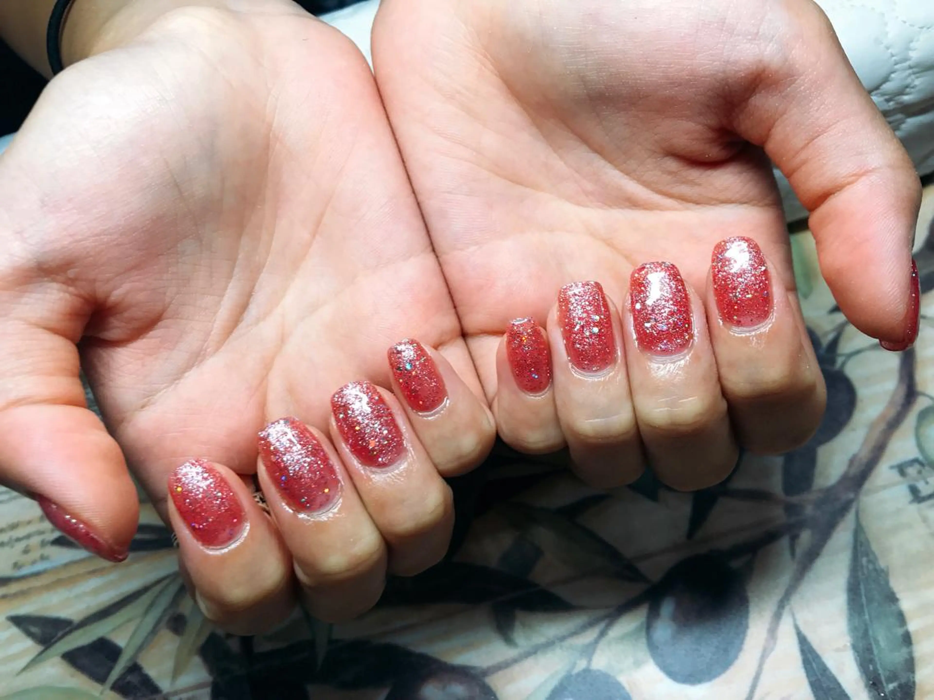 ネイル ジェルネイル キラキラネイル ラメ(グリッター) ガールネイルサロン所属・ガール ネイルサロンのネイルデザイン