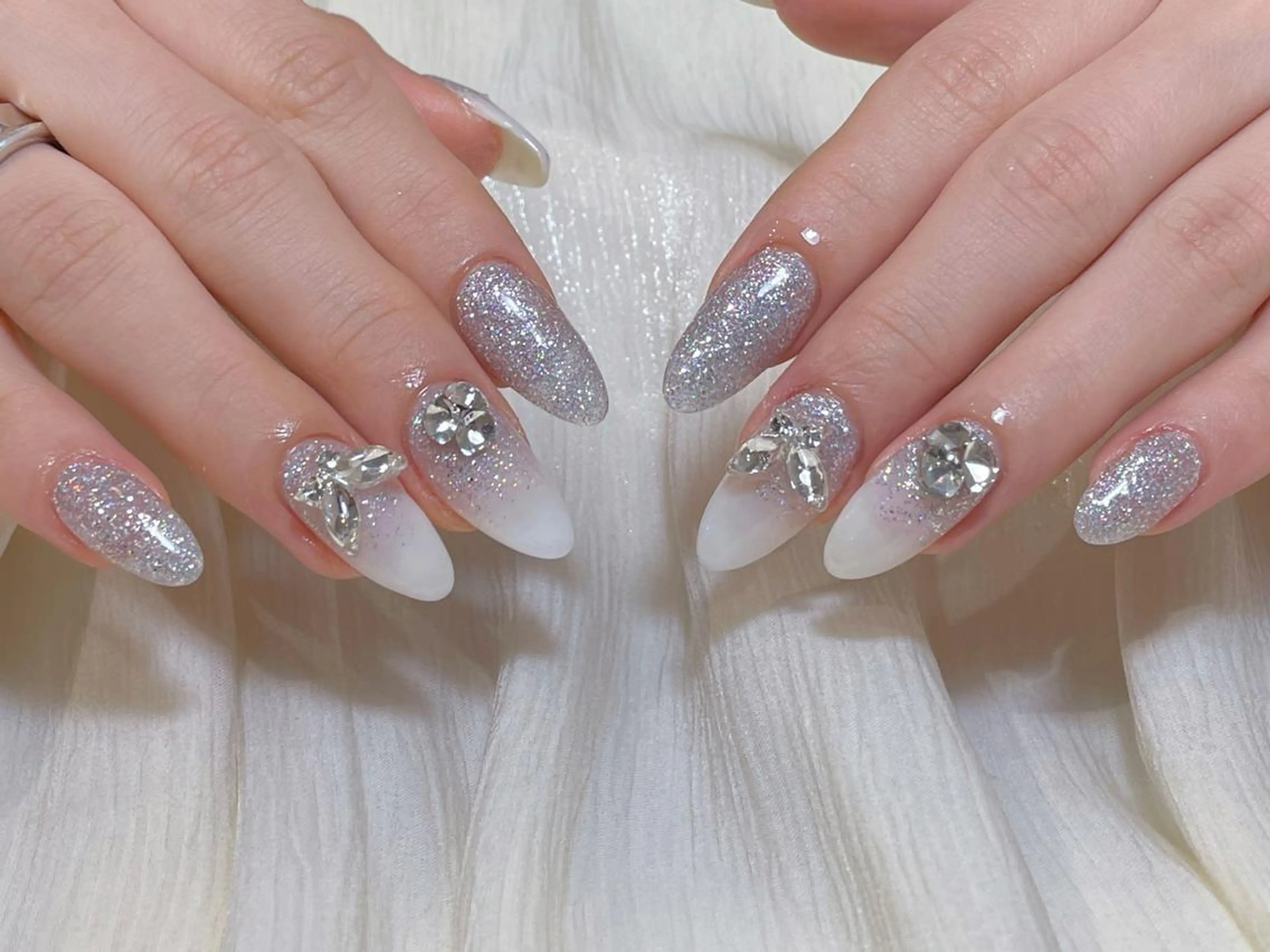 ネイル ハンドネイル ハンドケア Lumina Nail💕のネイルデザイン