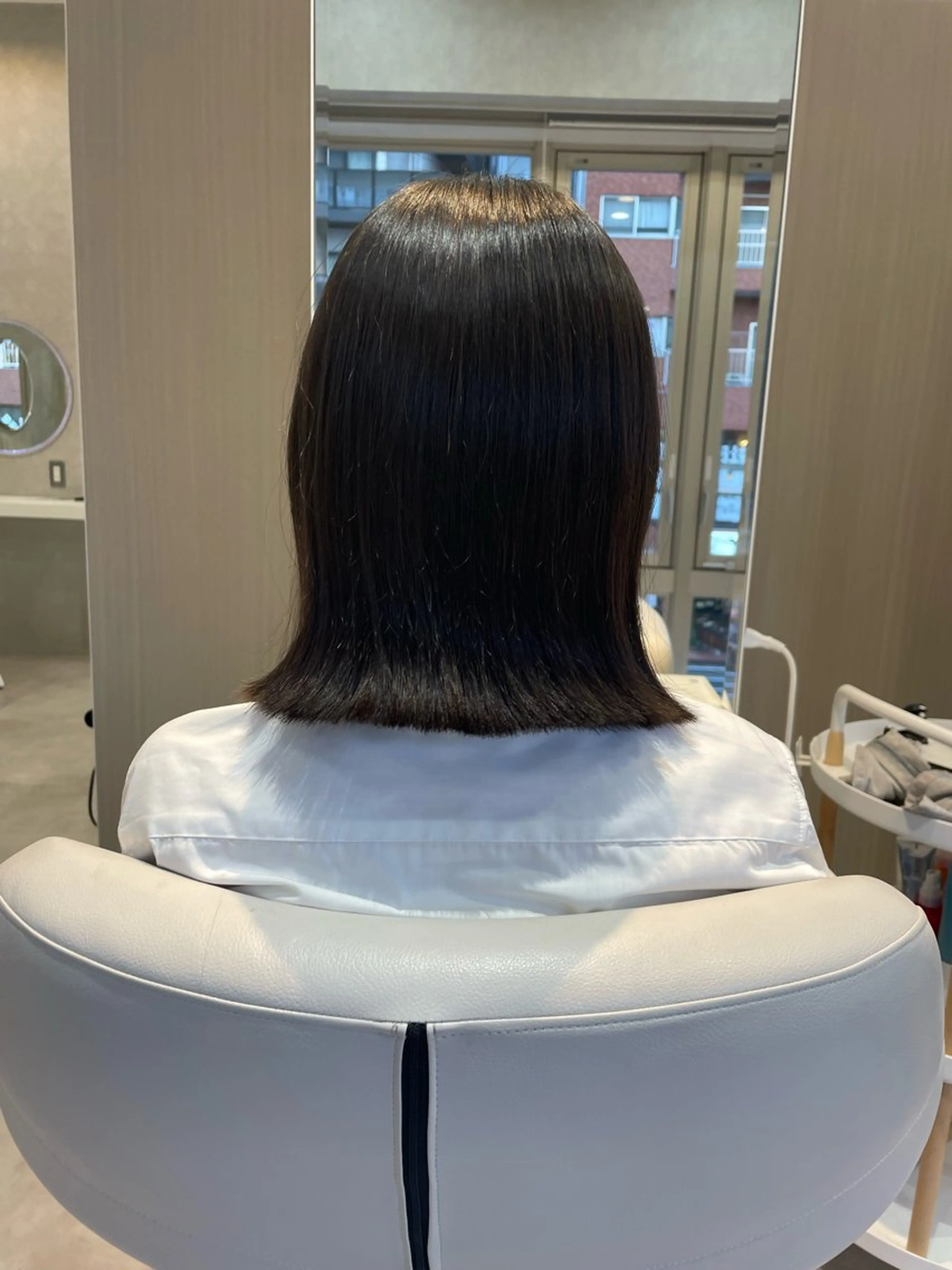 ミディアム ボブ 外ハネヘア VISAGE a.c.t所属・吉川 コヒロのヘアスタイル