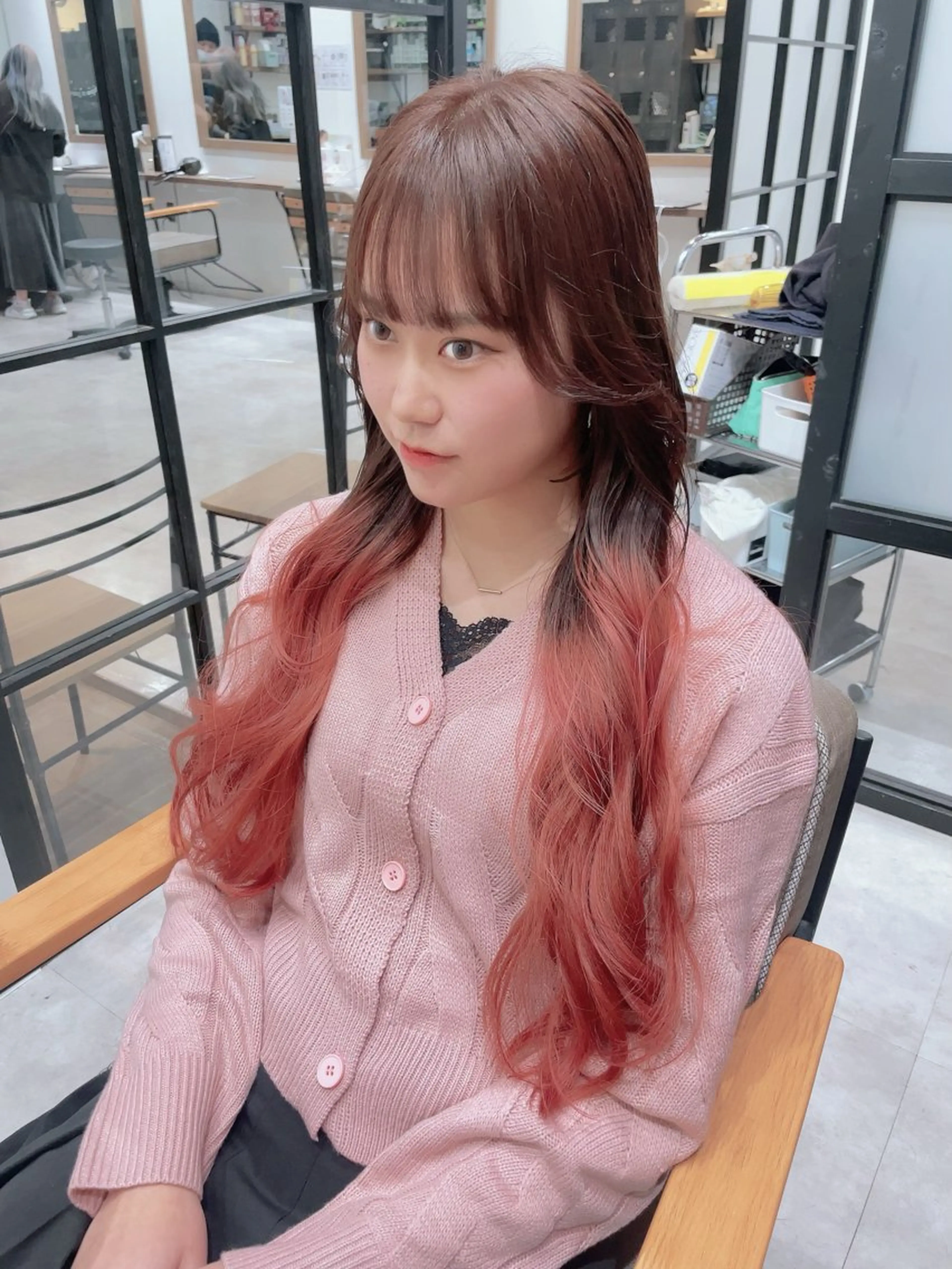 ロング カラー ヘアアレンジ グラデーションカラー 韓国レイヤー/髪質 改善/縮毛🤍吉田のヘアスタイル