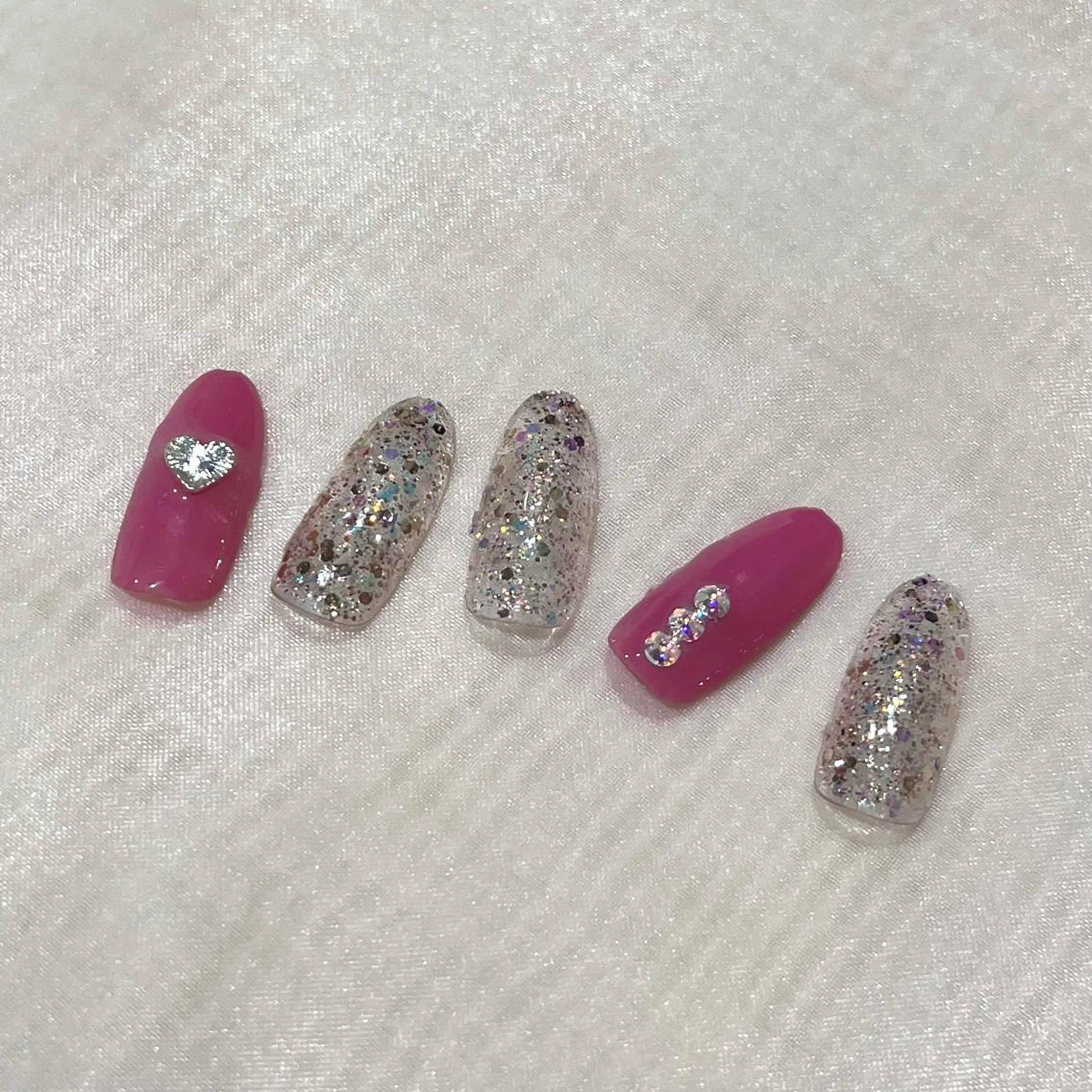 ネイル 鈴木 里奈のネイルデザイン