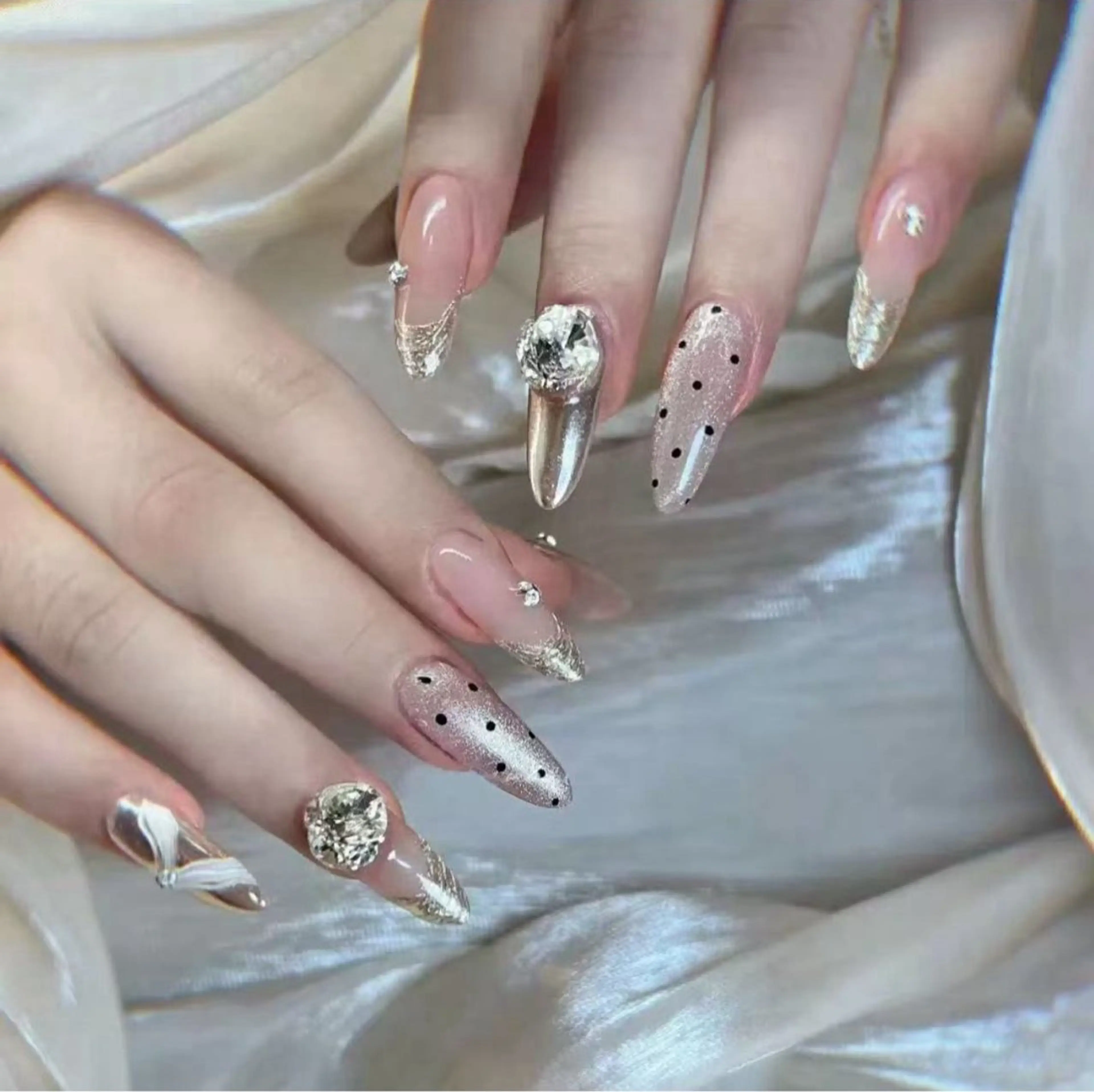 ネイル Alra- 店舗のネイルデザイン