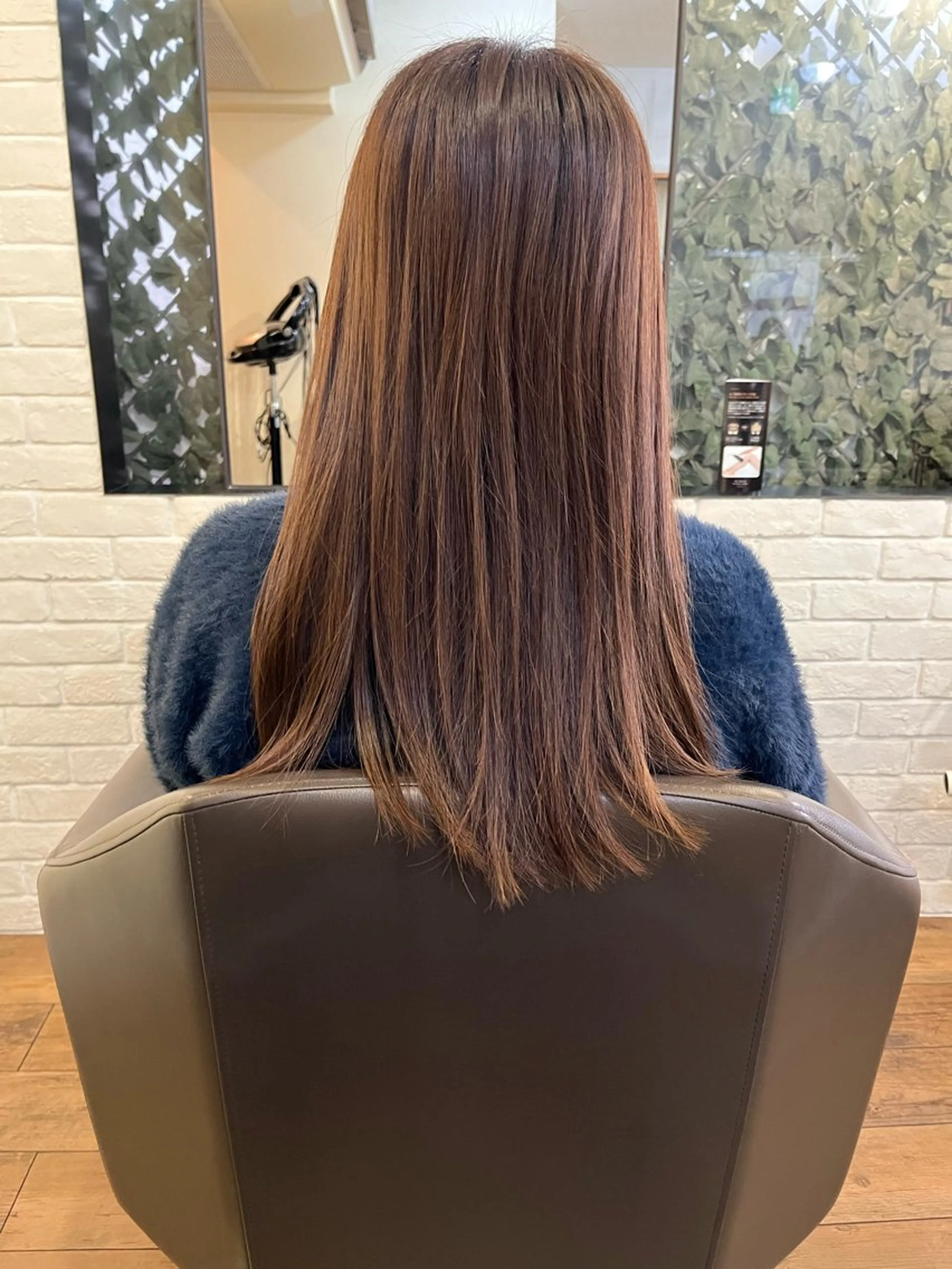 ミディアム カラー 透明感カラー 小顔カット 上川 美幸のヘアスタイル