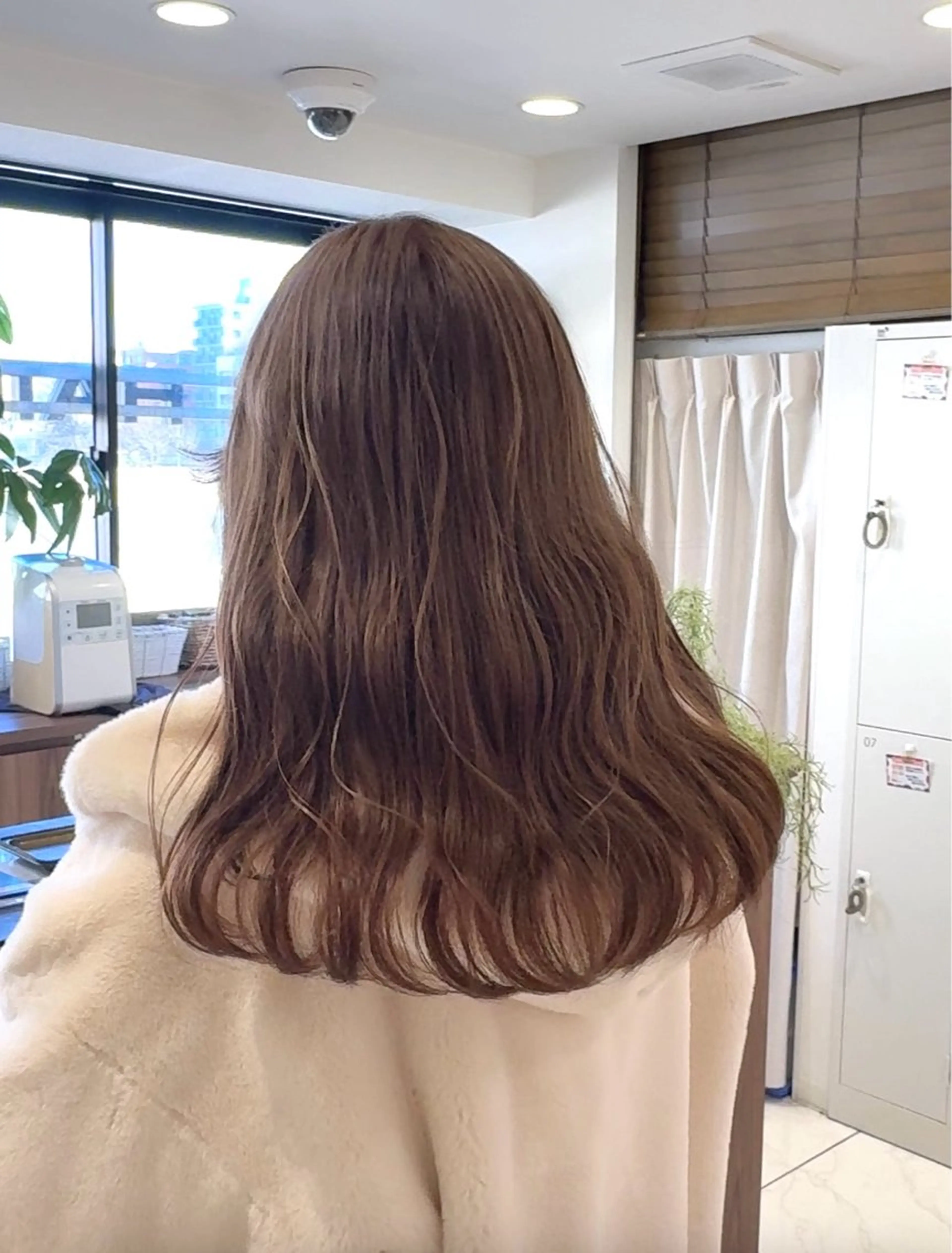 カラー ヘアカラー 加藤芽実カラーリスト ／ミルクティーカラーのヘアスタイル
