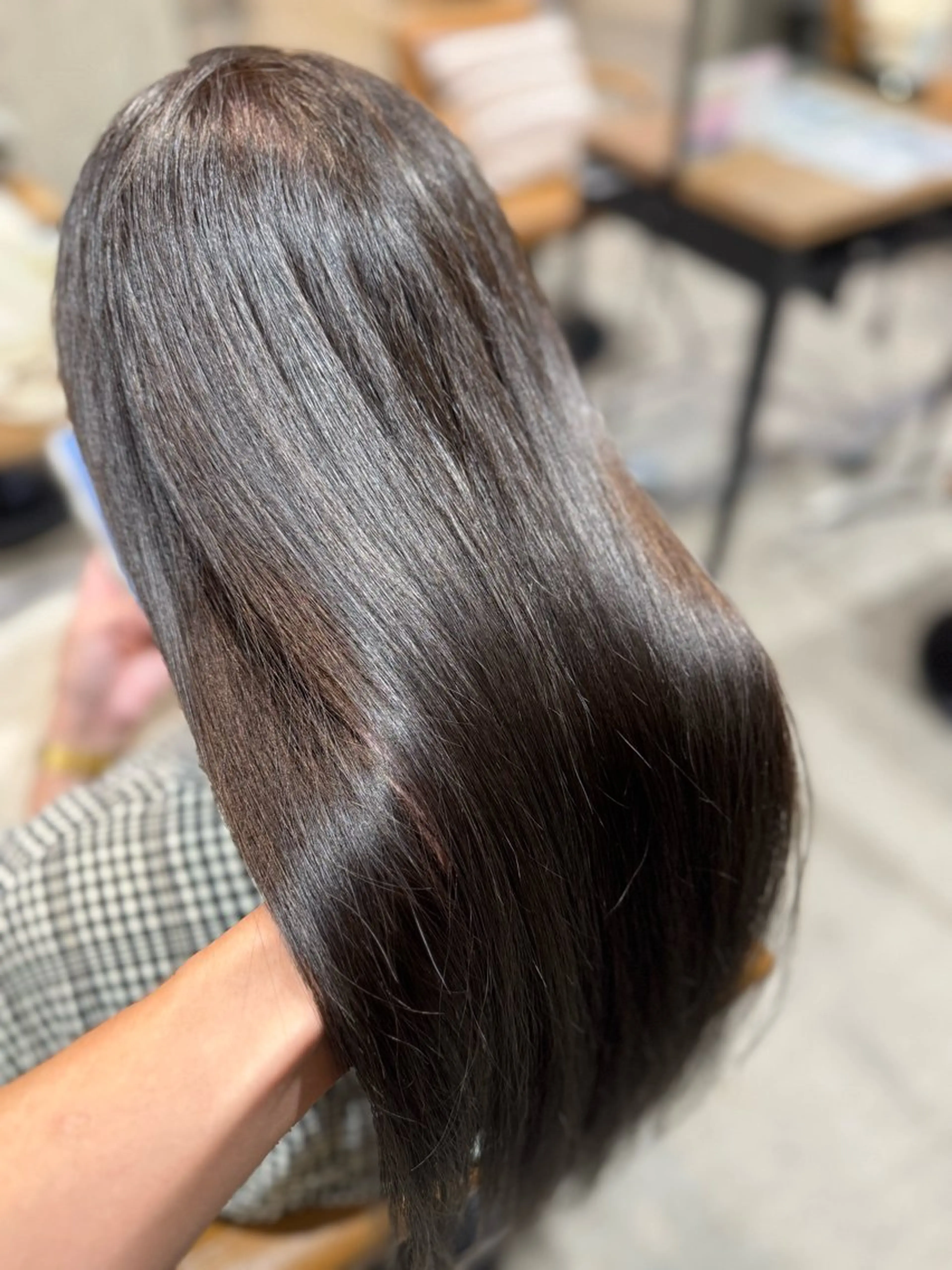 ロング カラー アッシュ 透明感カラー ヘアカラー La Bonheur hair parfait所属・谷本虎太郎 🌈艶カラー髪質改善のヘアスタイル