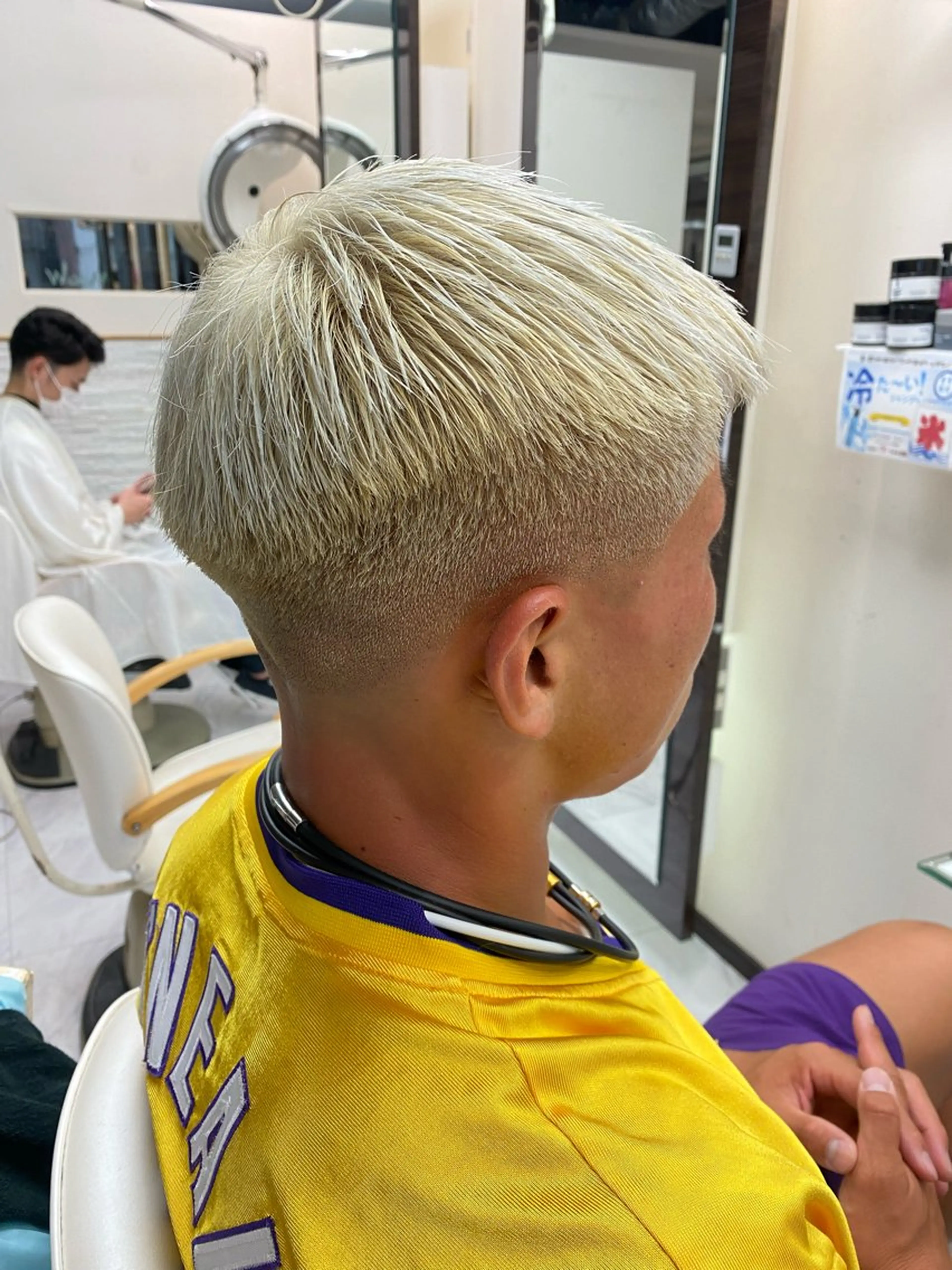 メンズ フェードカット メンズパーマ メンズツイストパーマ 波巻きパーマ ツイストパーマ カット ヘアセット 🌴パーマオタク🌴 長谷川　諒佑🌈のヘアスタイル